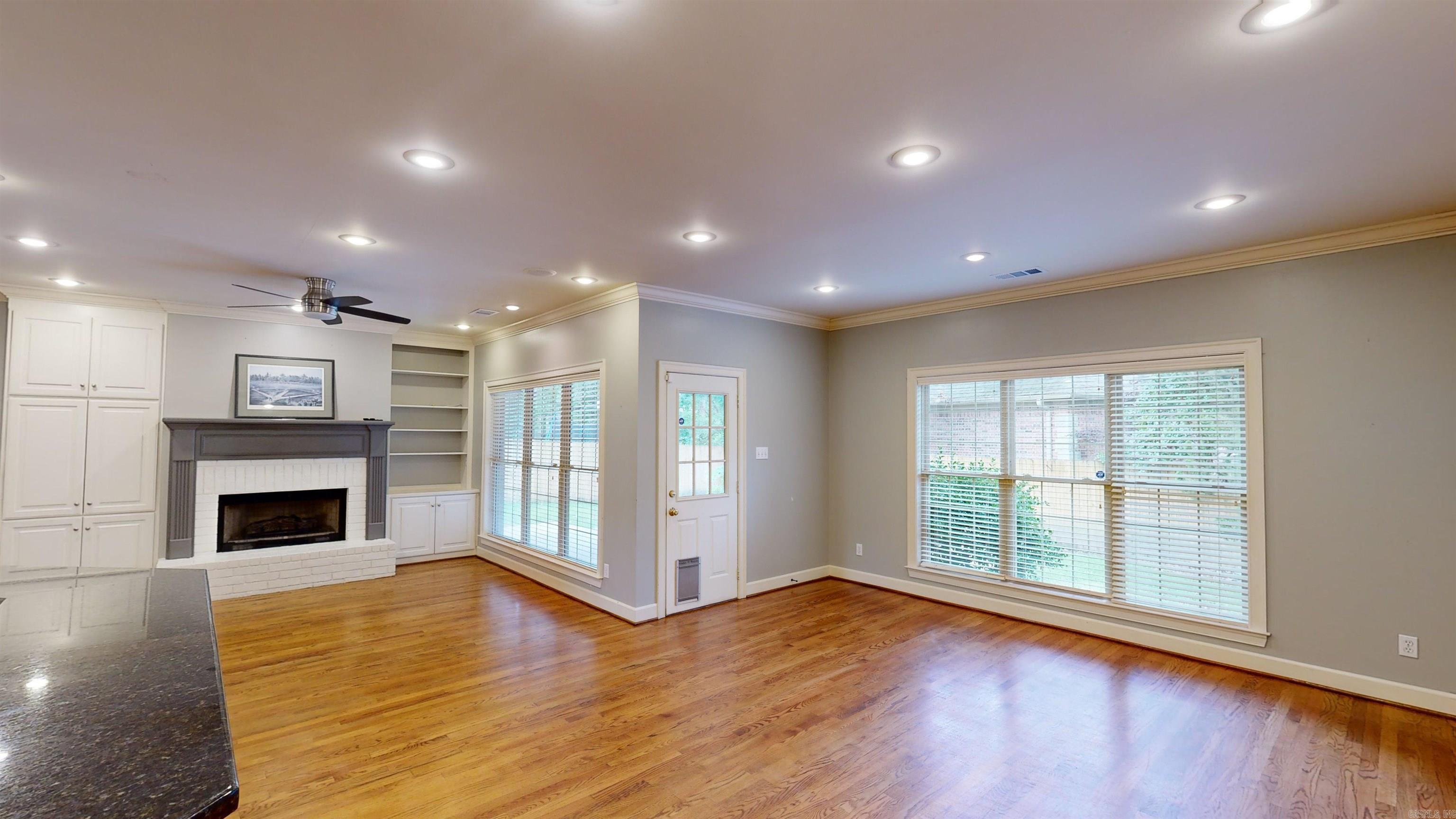 THE VILLAGES OF WELLINGTON - Residential