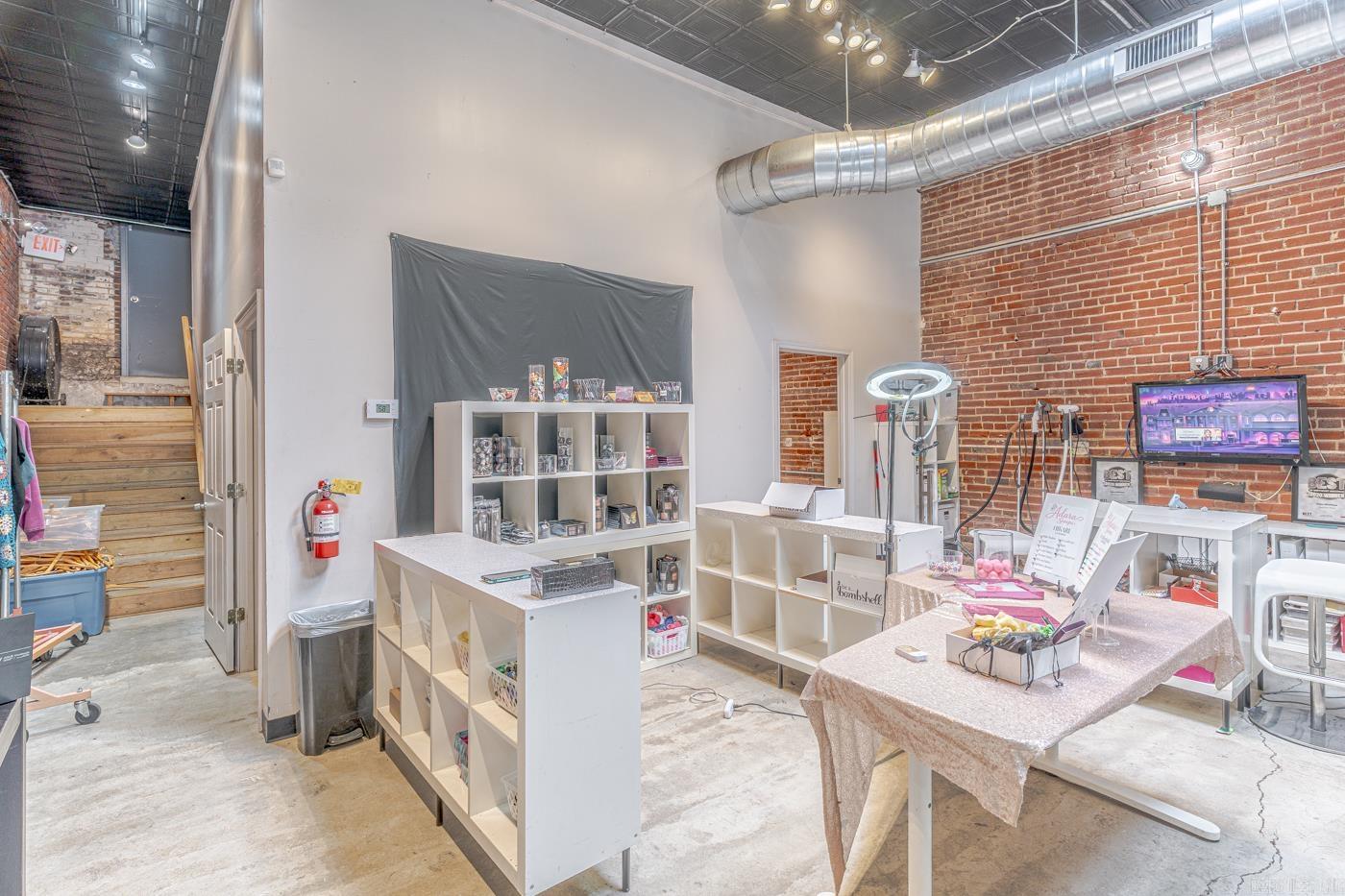 Thorns - Commercial Sale