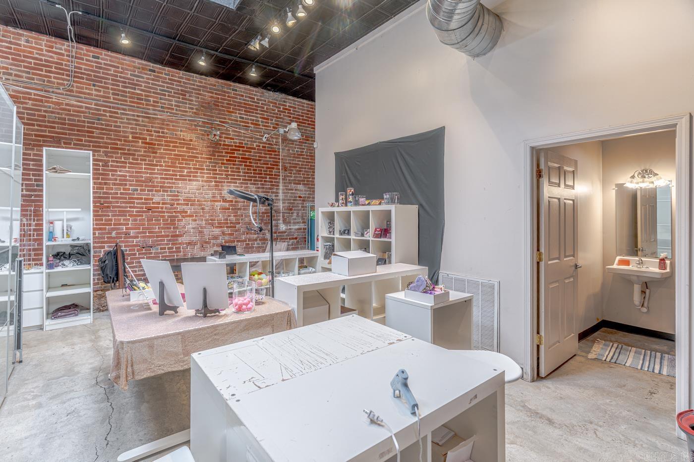 Thorns - Commercial Sale