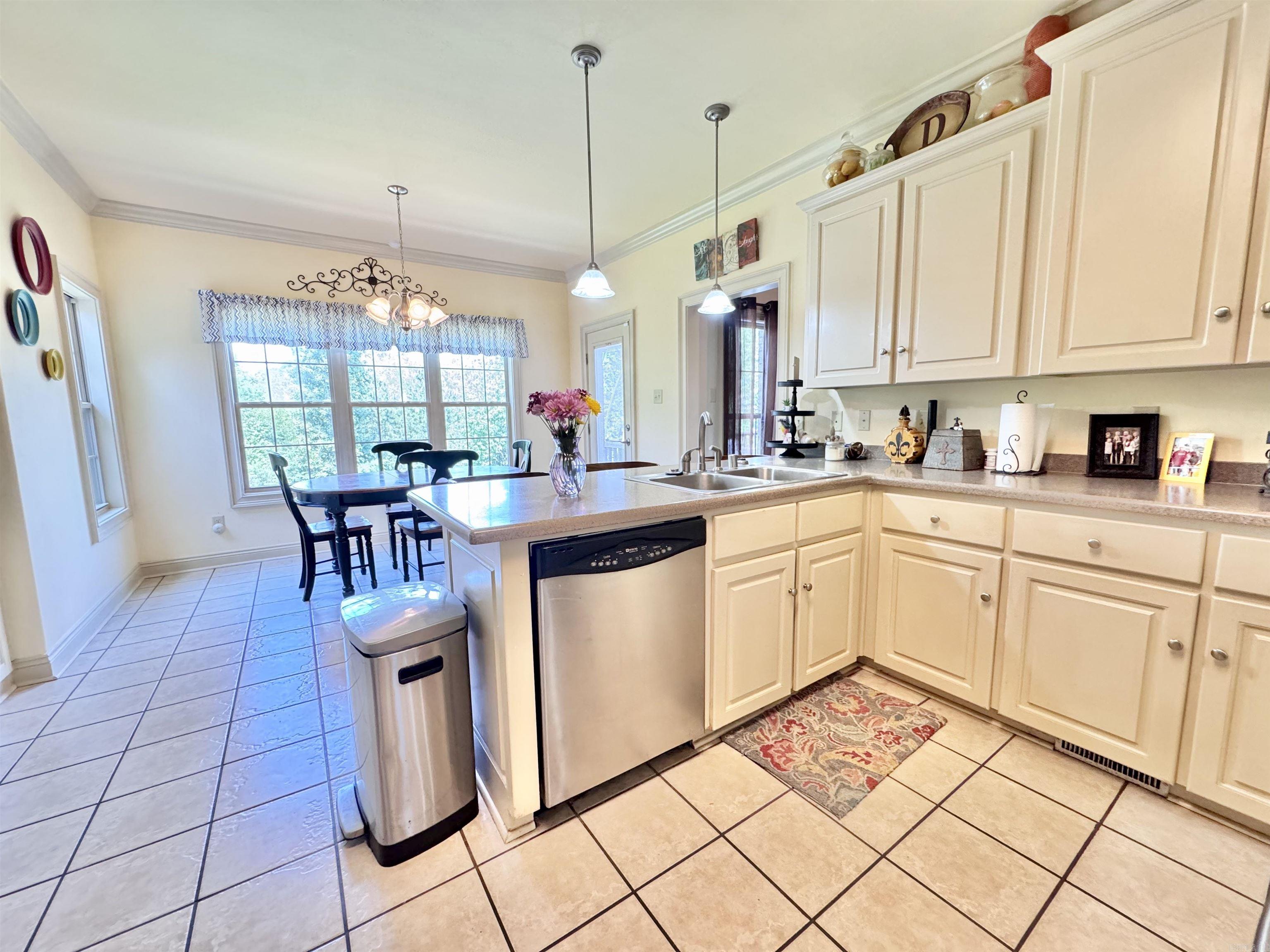 GREYSTONE - Residential