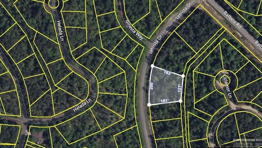 Fantastic location in Hot Springs Village.  Close to Lake Balboa and Balboa Golf Course.  Great building lot for your new home. $250 Buy-in fee.