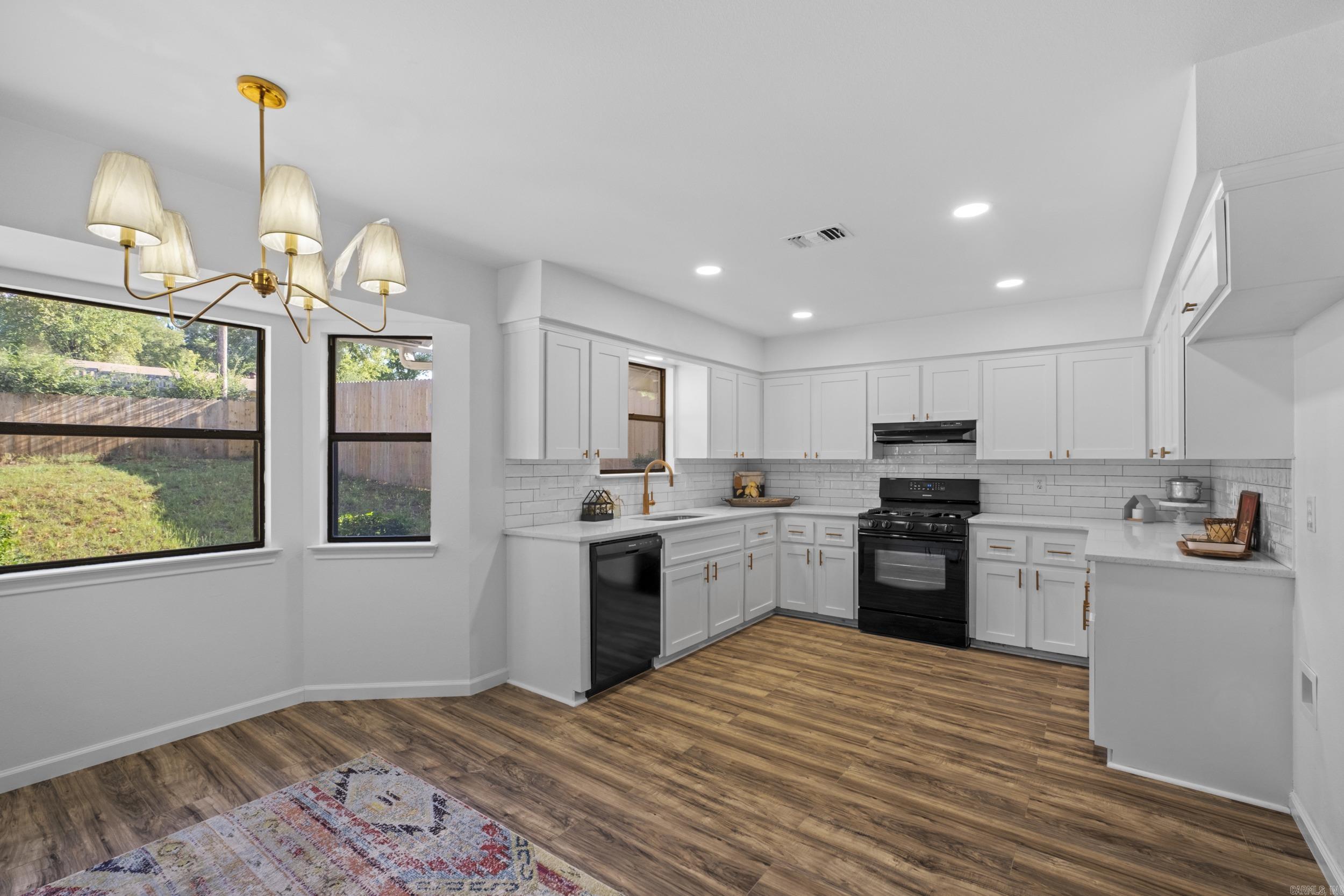 ROBINGLEN ADDN - Residential