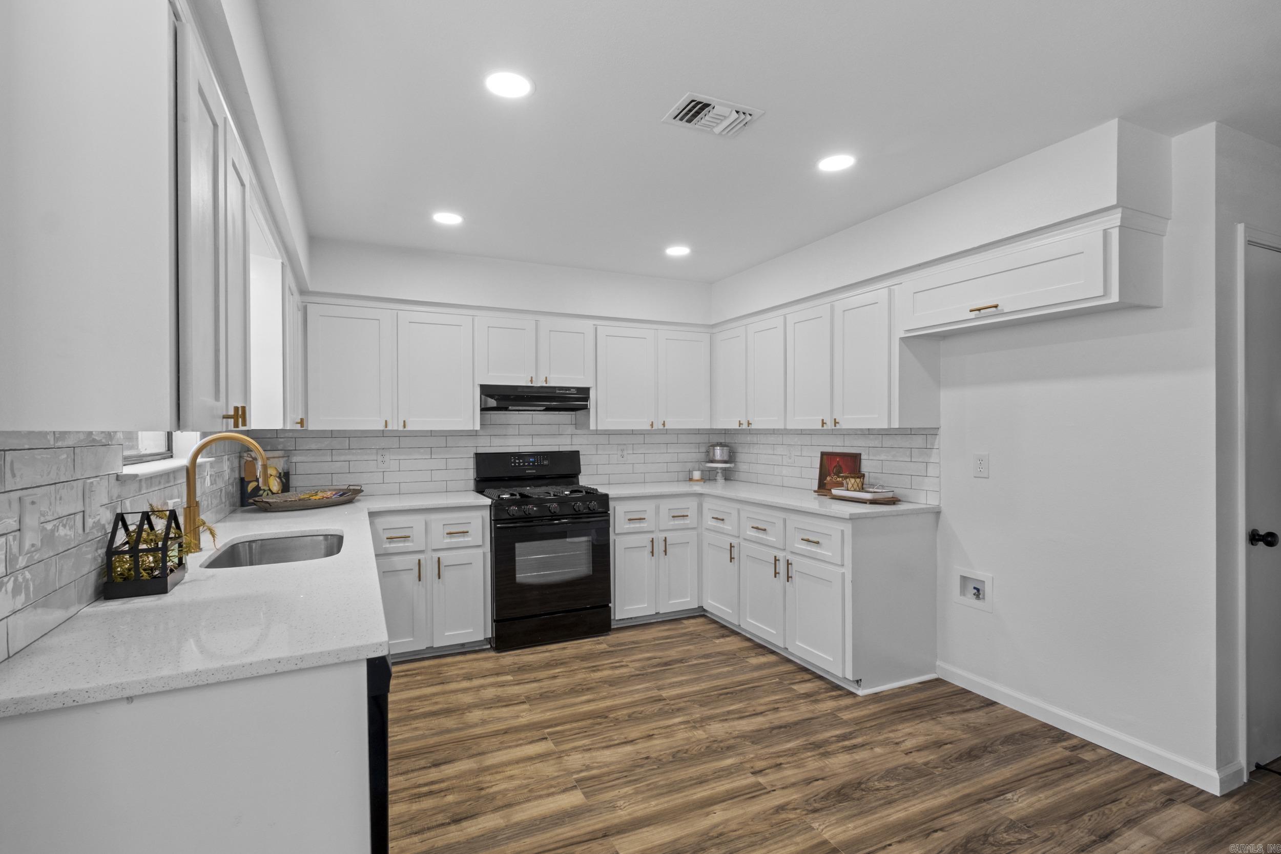 ROBINGLEN ADDN - Residential