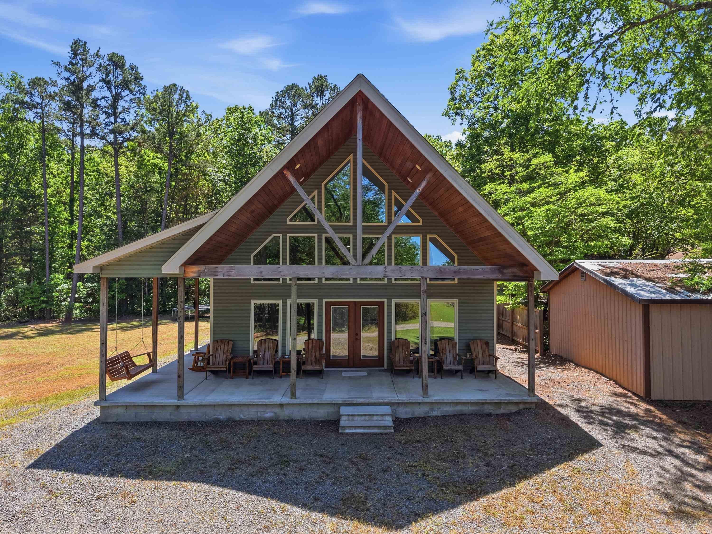 WHISPERING SPRINGS - Residential