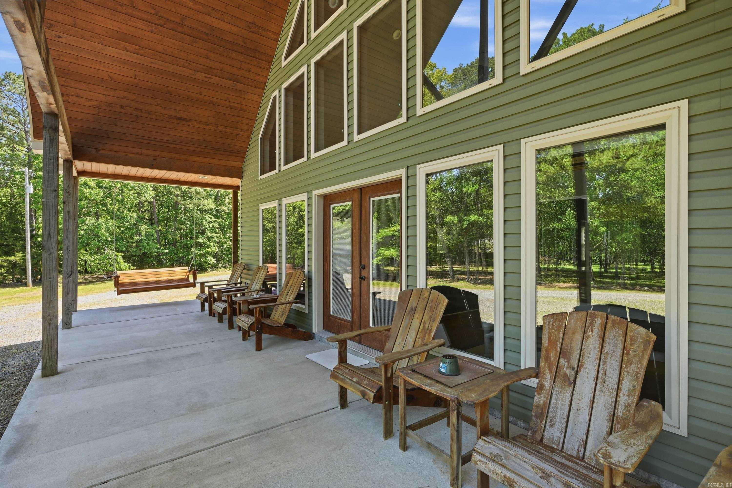 WHISPERING SPRINGS - Residential