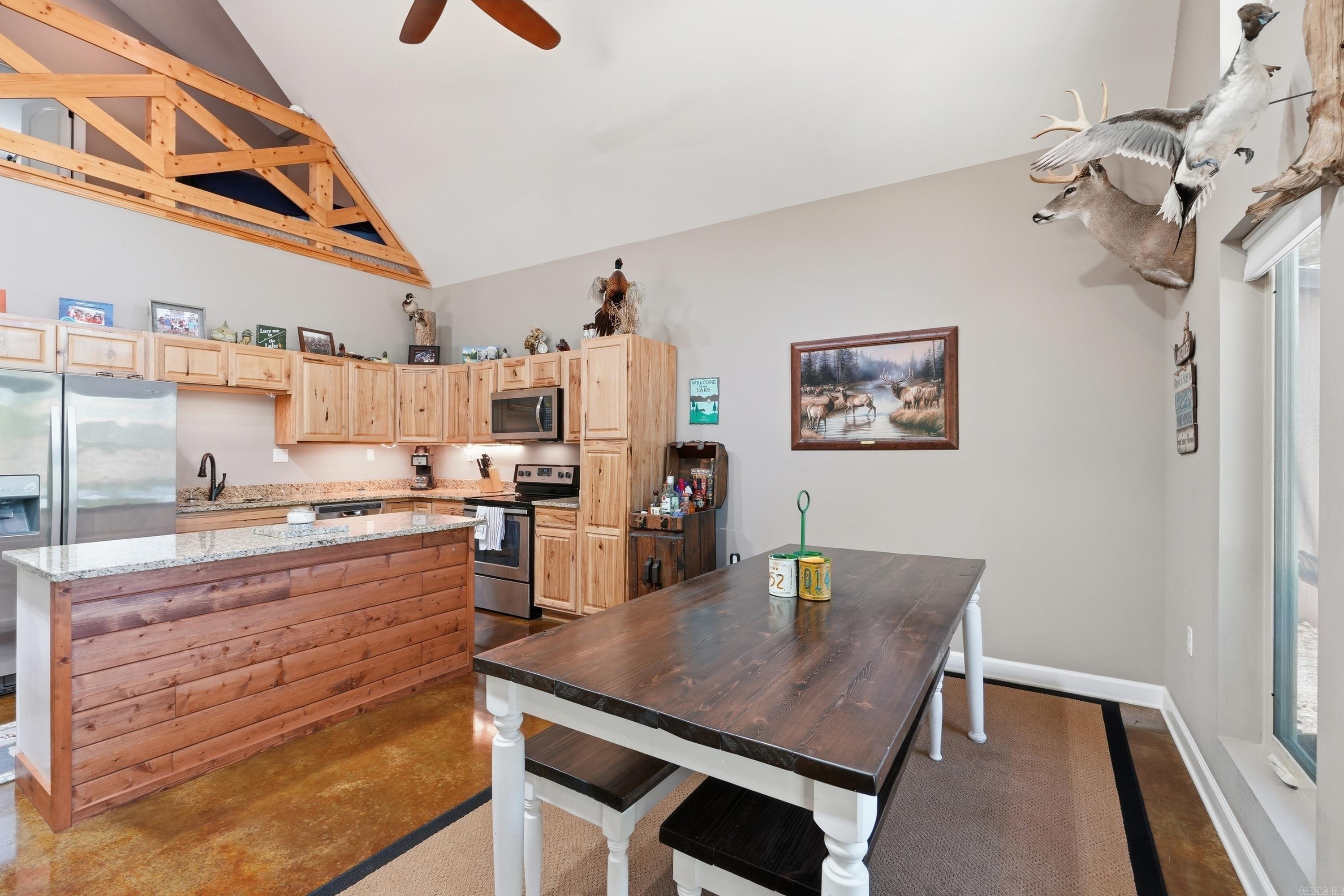 WHISPERING SPRINGS - Residential