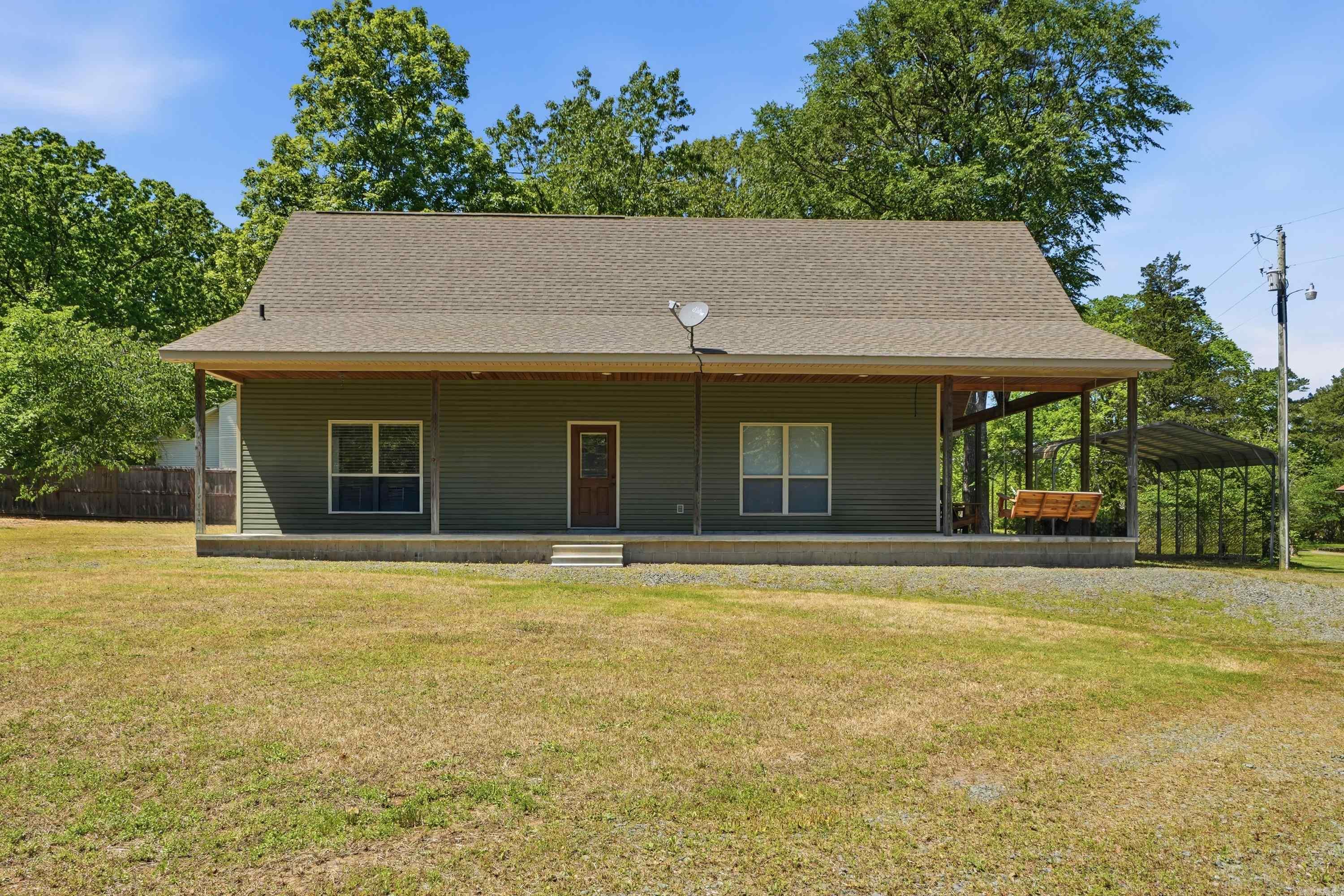 WHISPERING SPRINGS - Residential