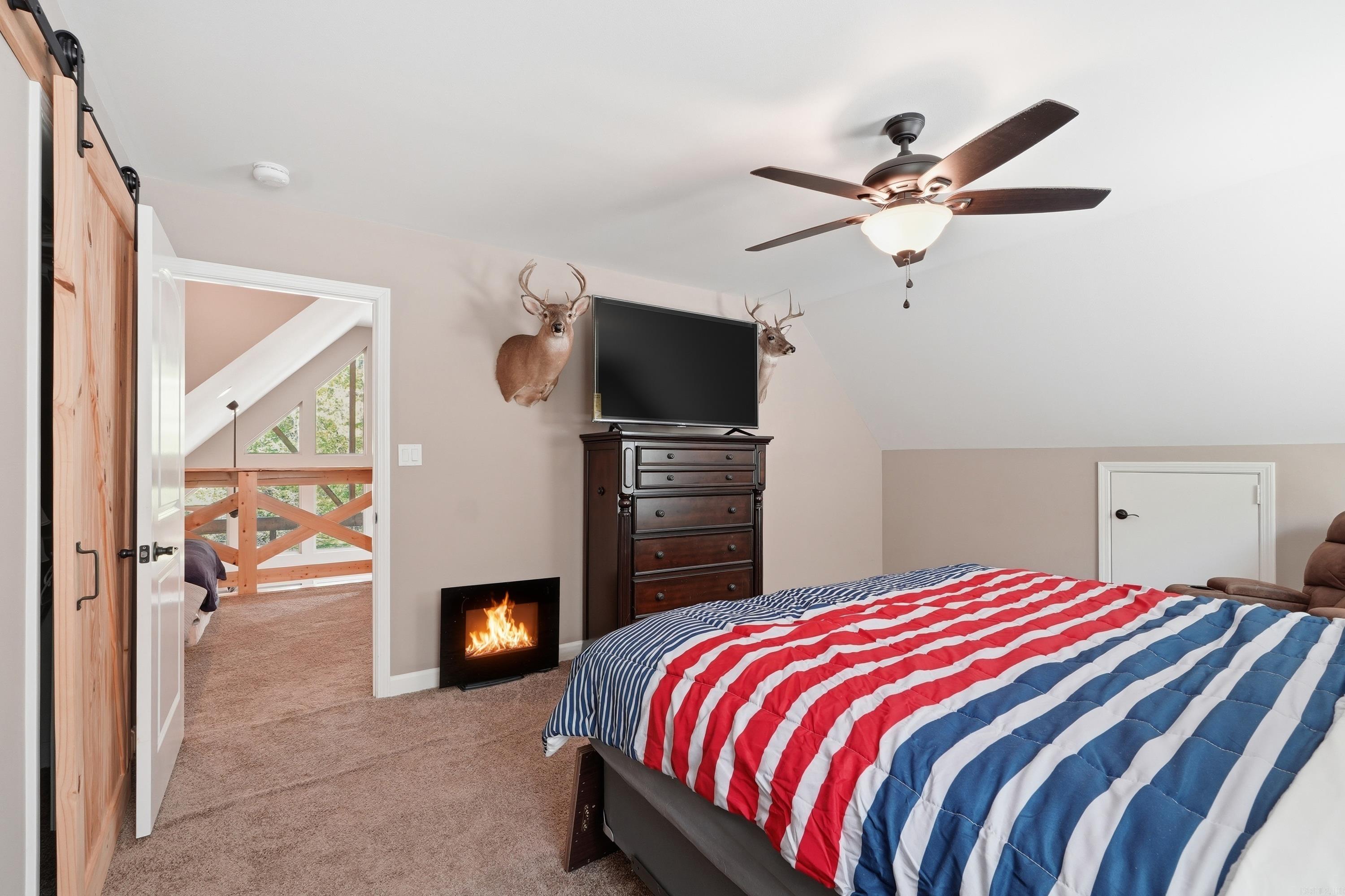 WHISPERING SPRINGS - Residential