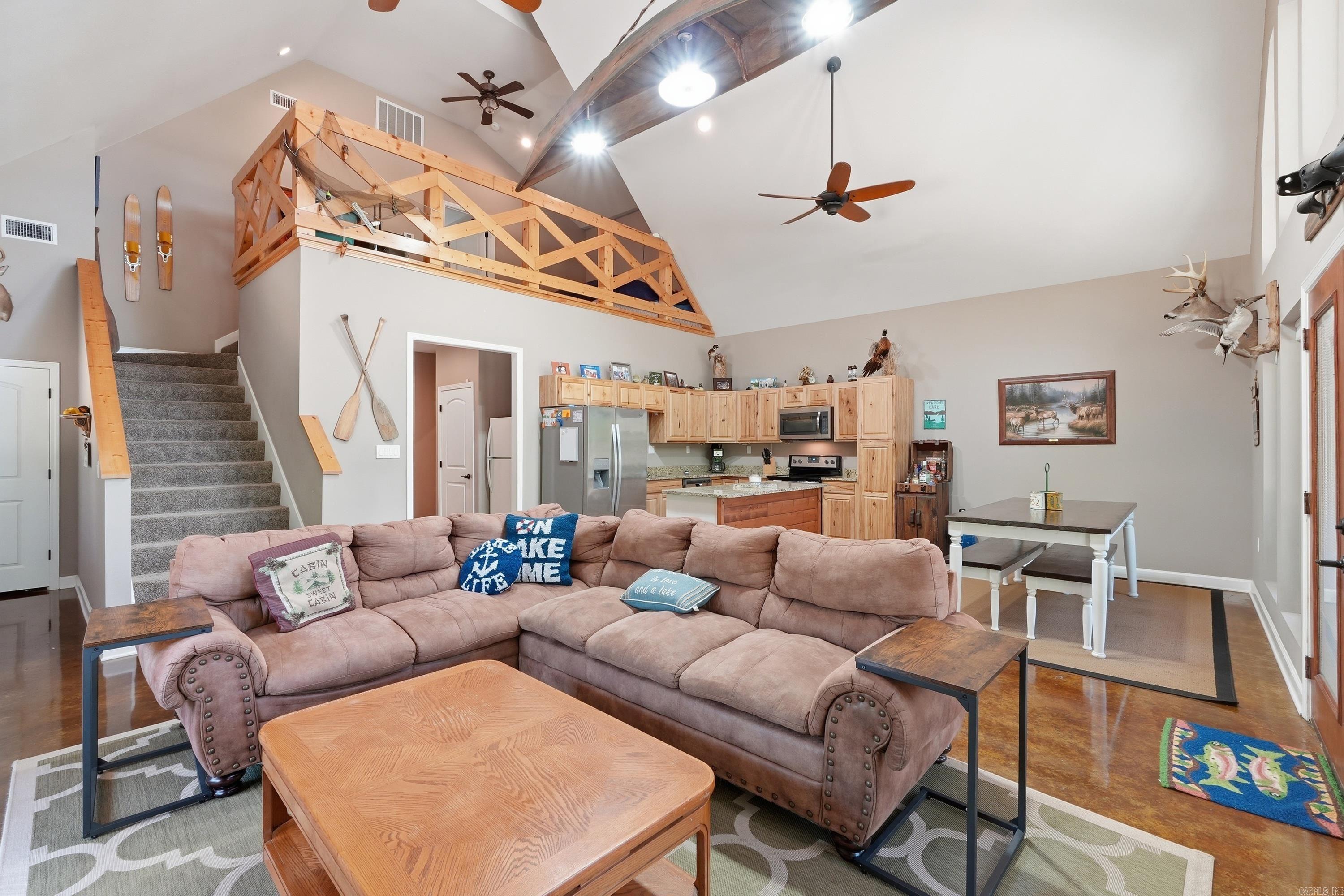 WHISPERING SPRINGS - Residential