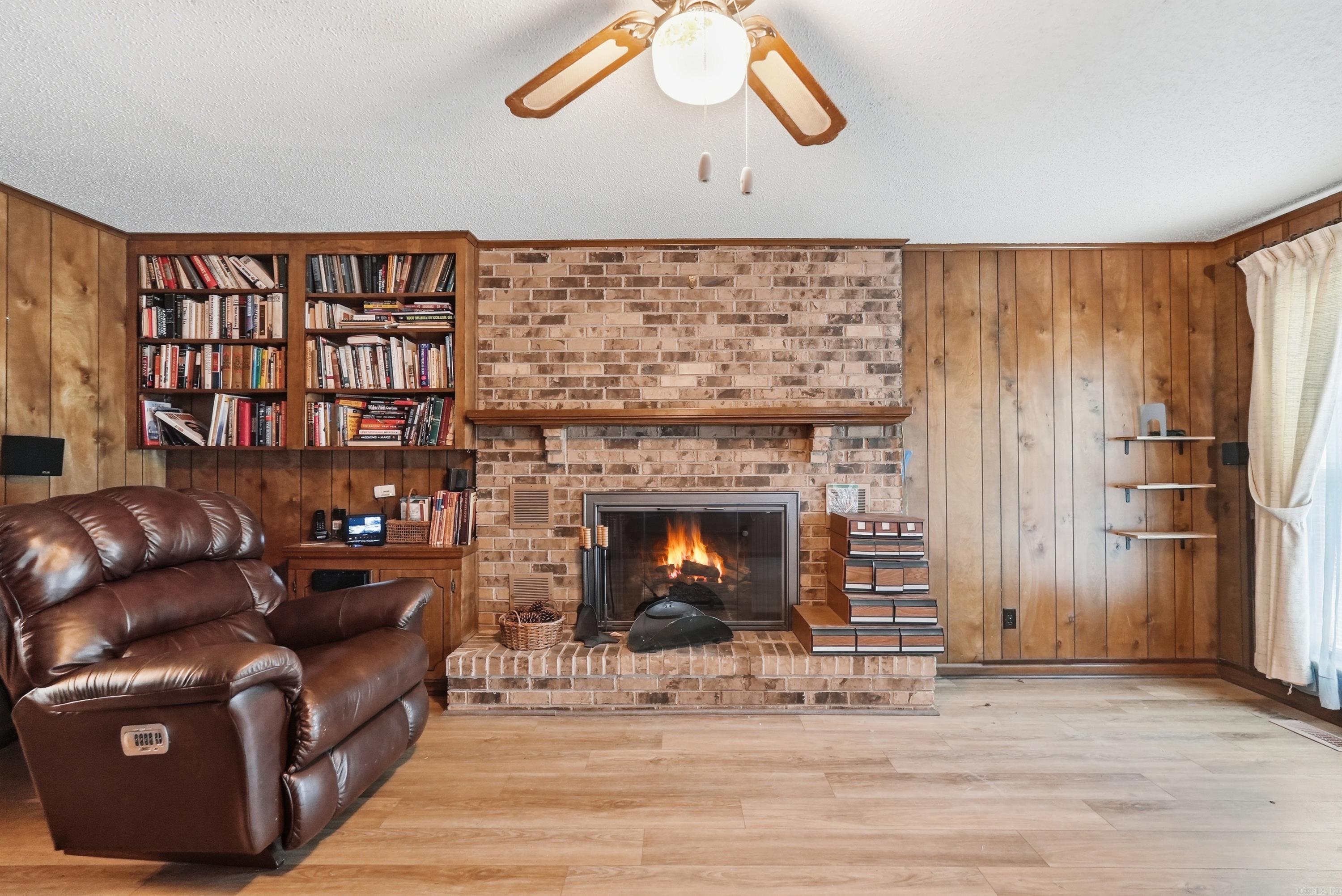 INDIAN HILLS WEST - Residential
