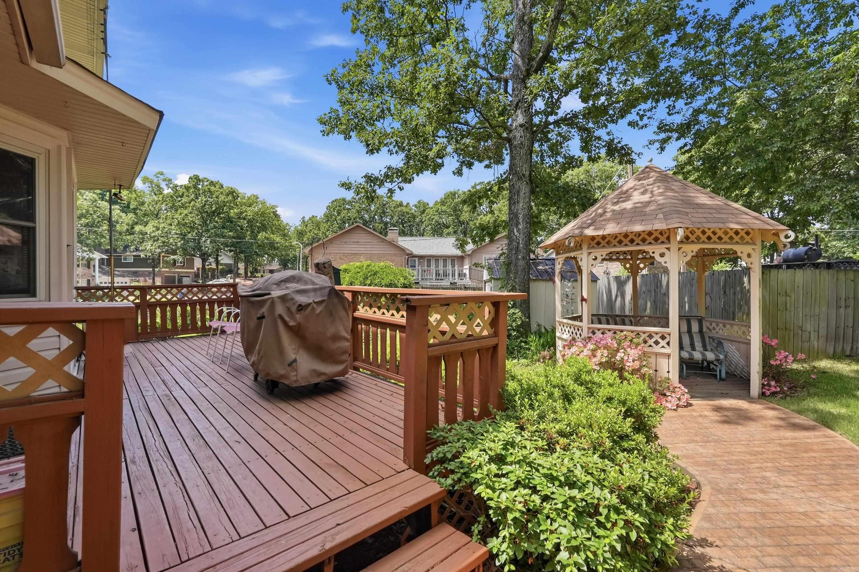 INDIAN HILLS WEST - Residential