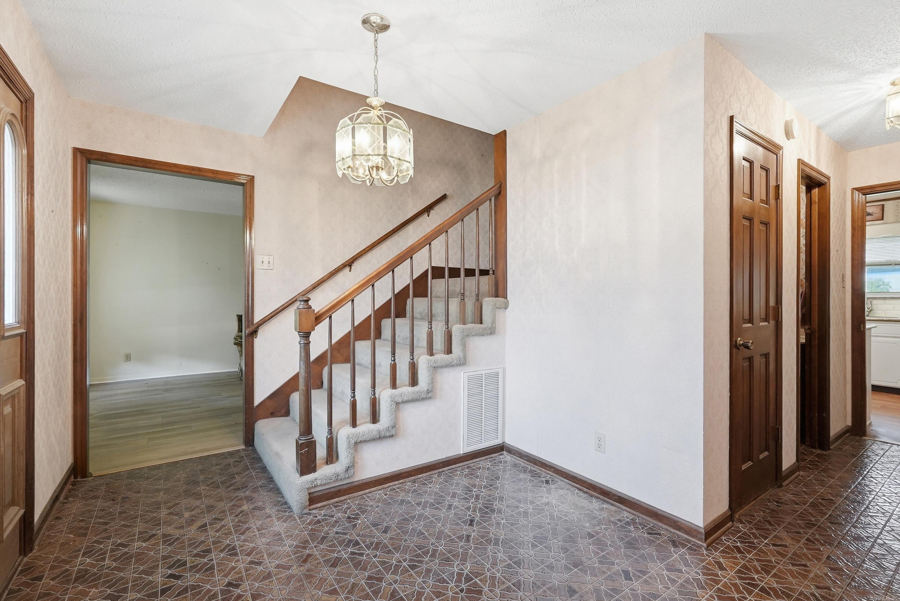 INDIAN HILLS WEST - Residential