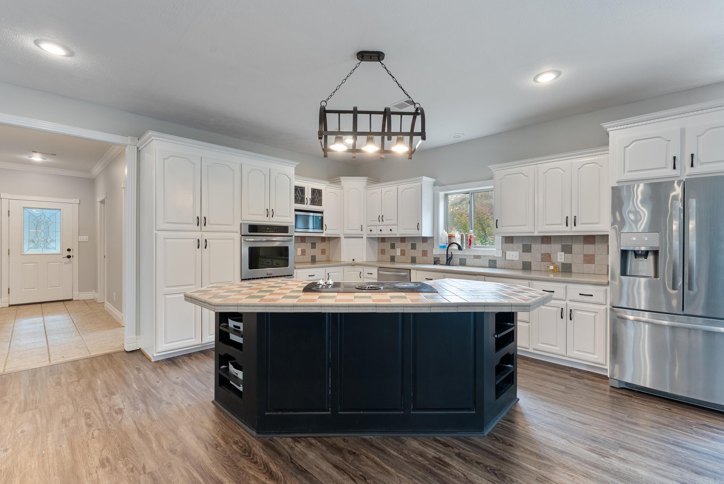LEATHERWOOD 13TH ADDN - Residential