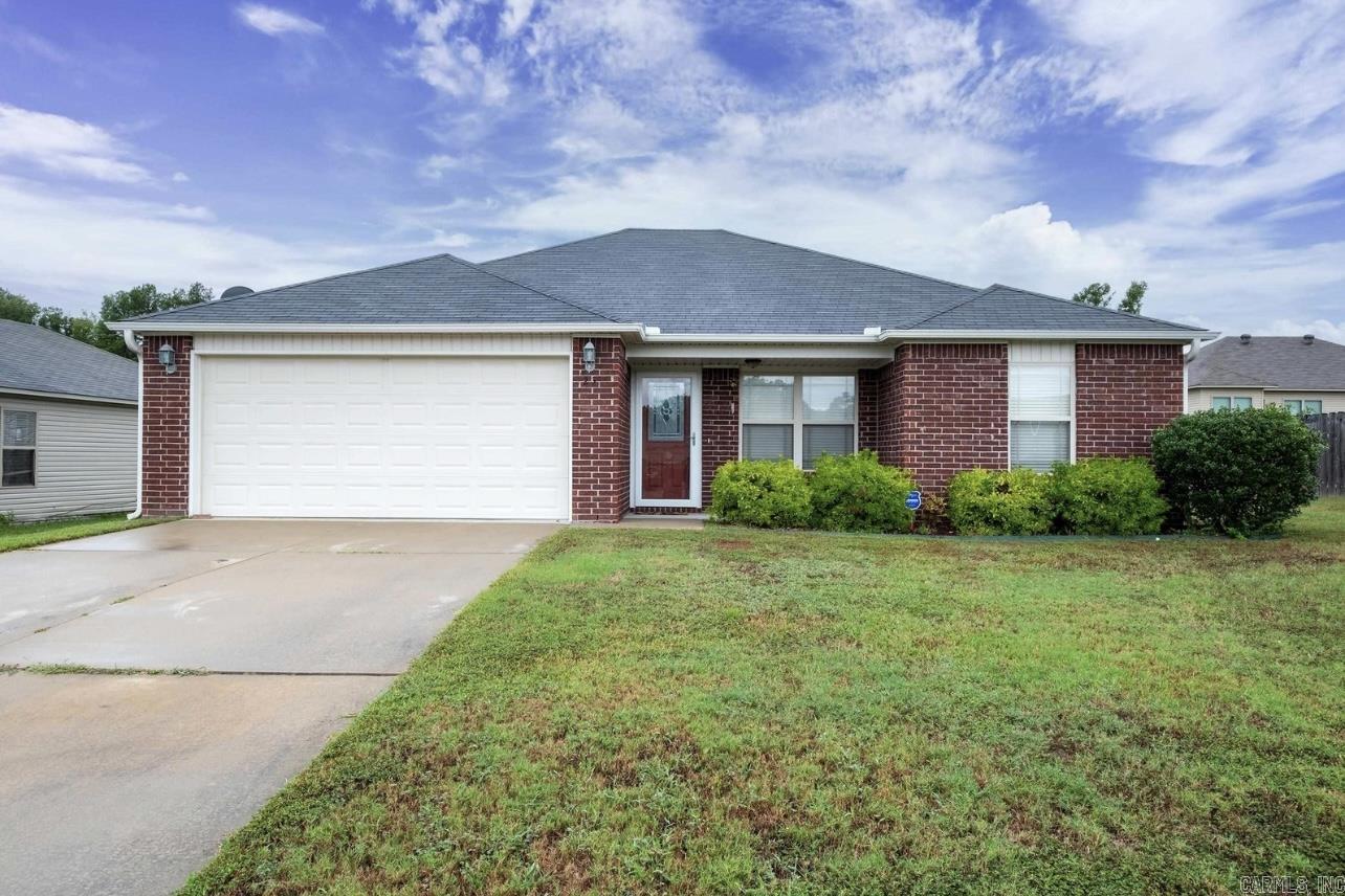 Check out this adorable one owner home with a welcoming atmosphere. 3 bedrooms, 2 baths and an open floor plan create a natural flow for both everyday living and entertaining. Rooms are generously sized giving you space to spread out and enjoy. The primary bedroom is separated from the guest bedrooms and features a spacious walk-in closet. Located on a cul-de-sac and has a big backyard. Conveniently located near shopping and dining. It's ready to move in and make it your own. Call for a private showing. Agents see remarks.