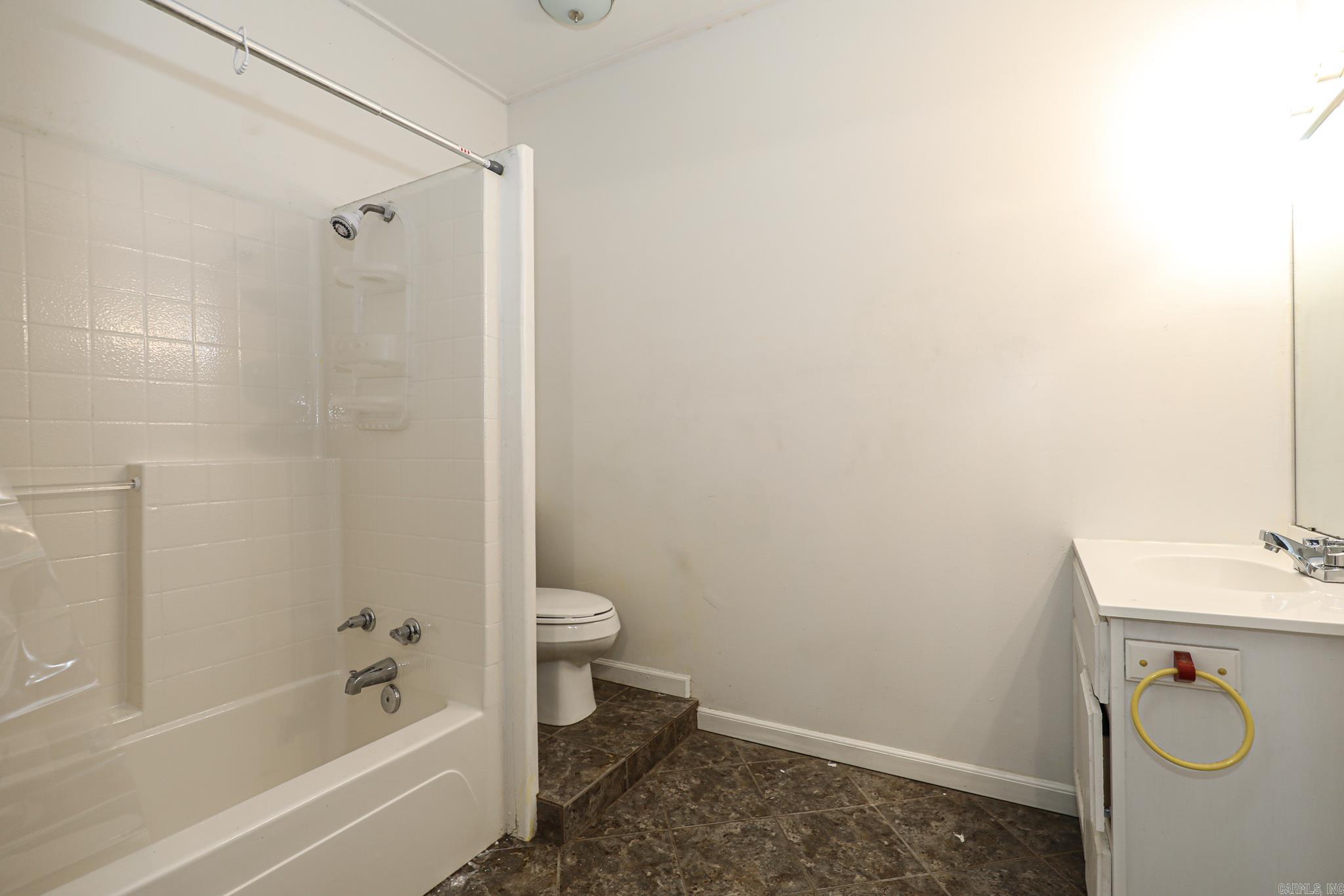 PEBBLE LAKE - Residential