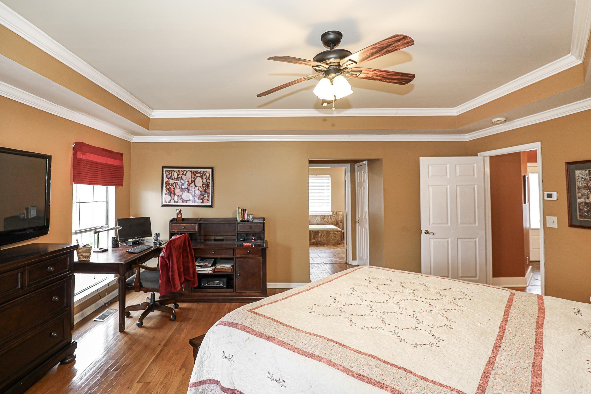 PEBBLE LAKE - Residential