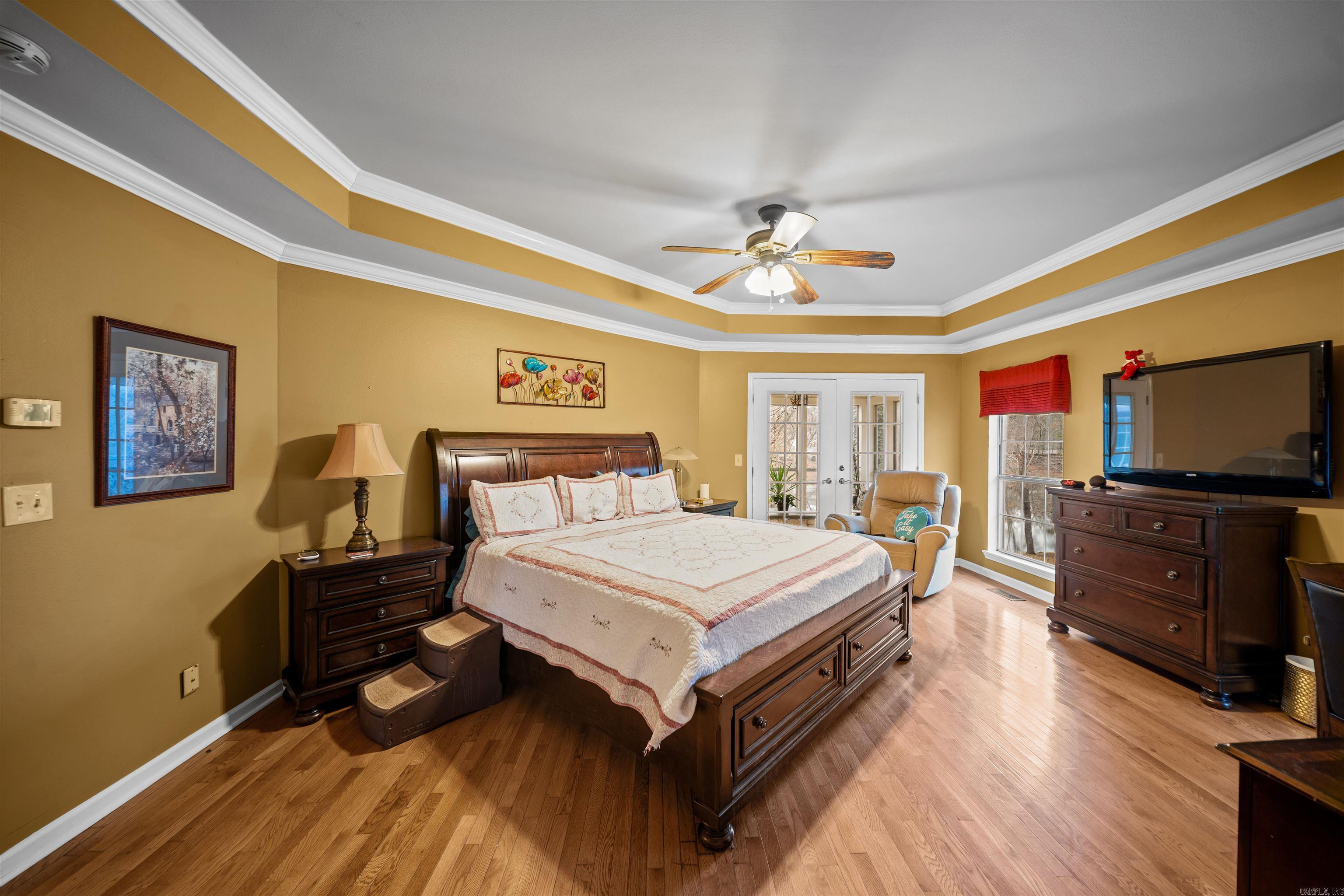 PEBBLE LAKE - Residential