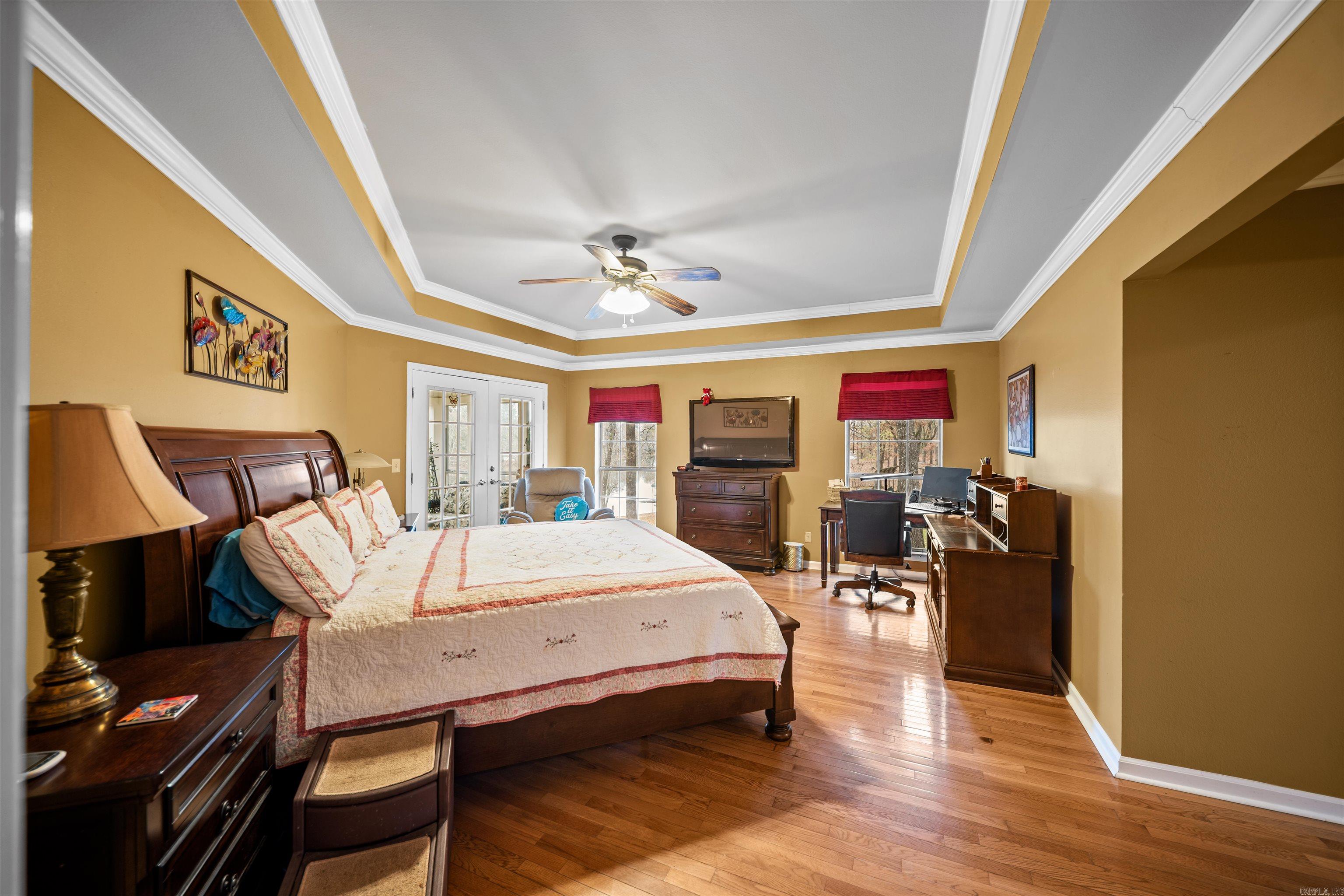 PEBBLE LAKE - Residential