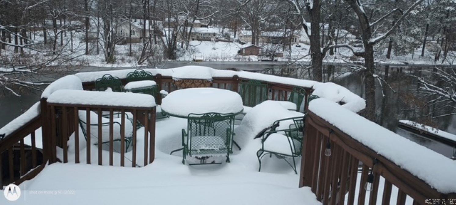 PEBBLE LAKE - Residential