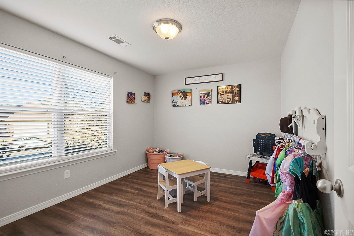 HERITAGE HEIGHTS - Residential