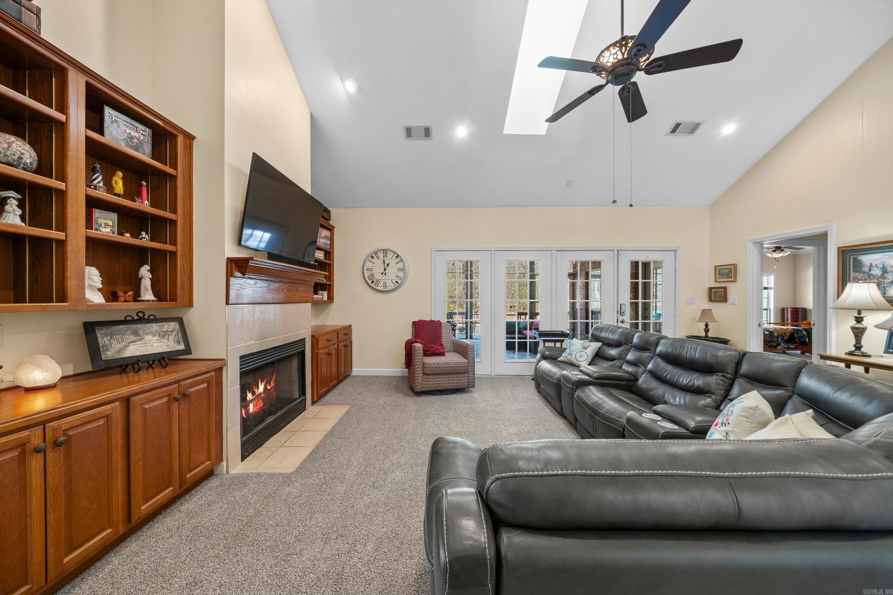BAY RIDGE ESTATES - Residential