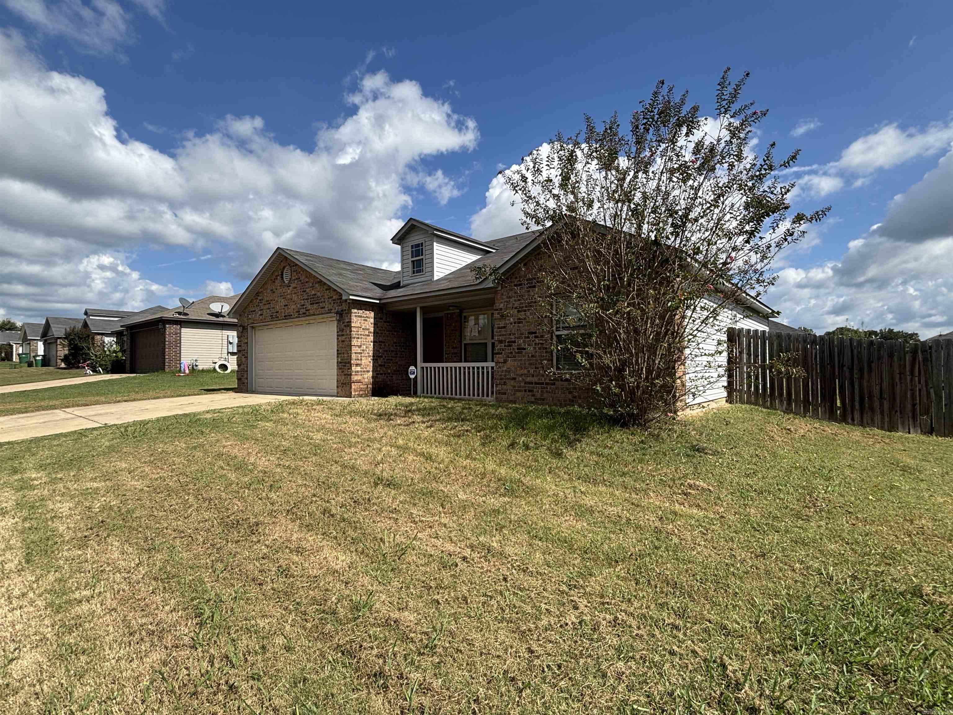 TERRACE MEADOWS - Residential