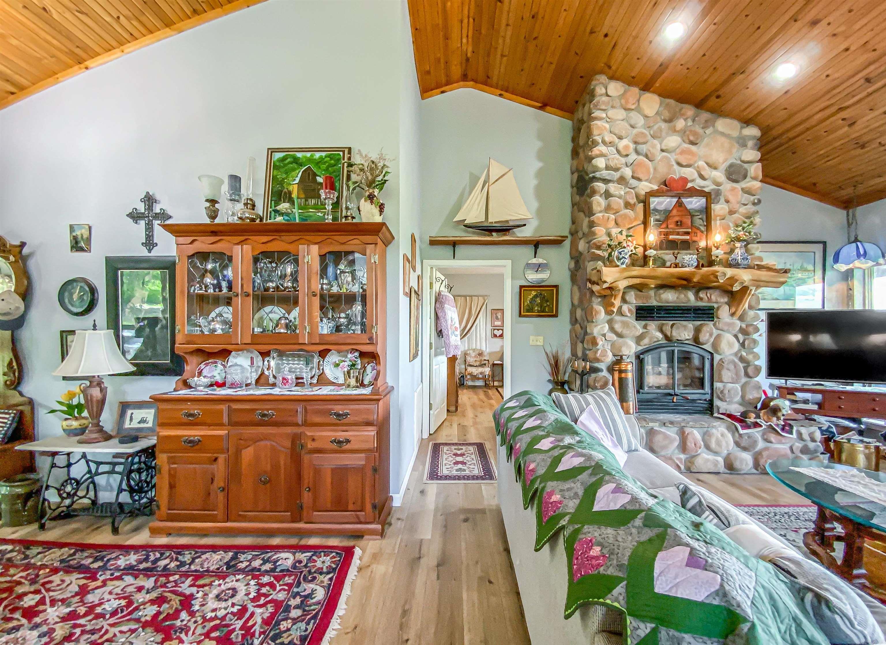 WEBBS LANDING - Residential