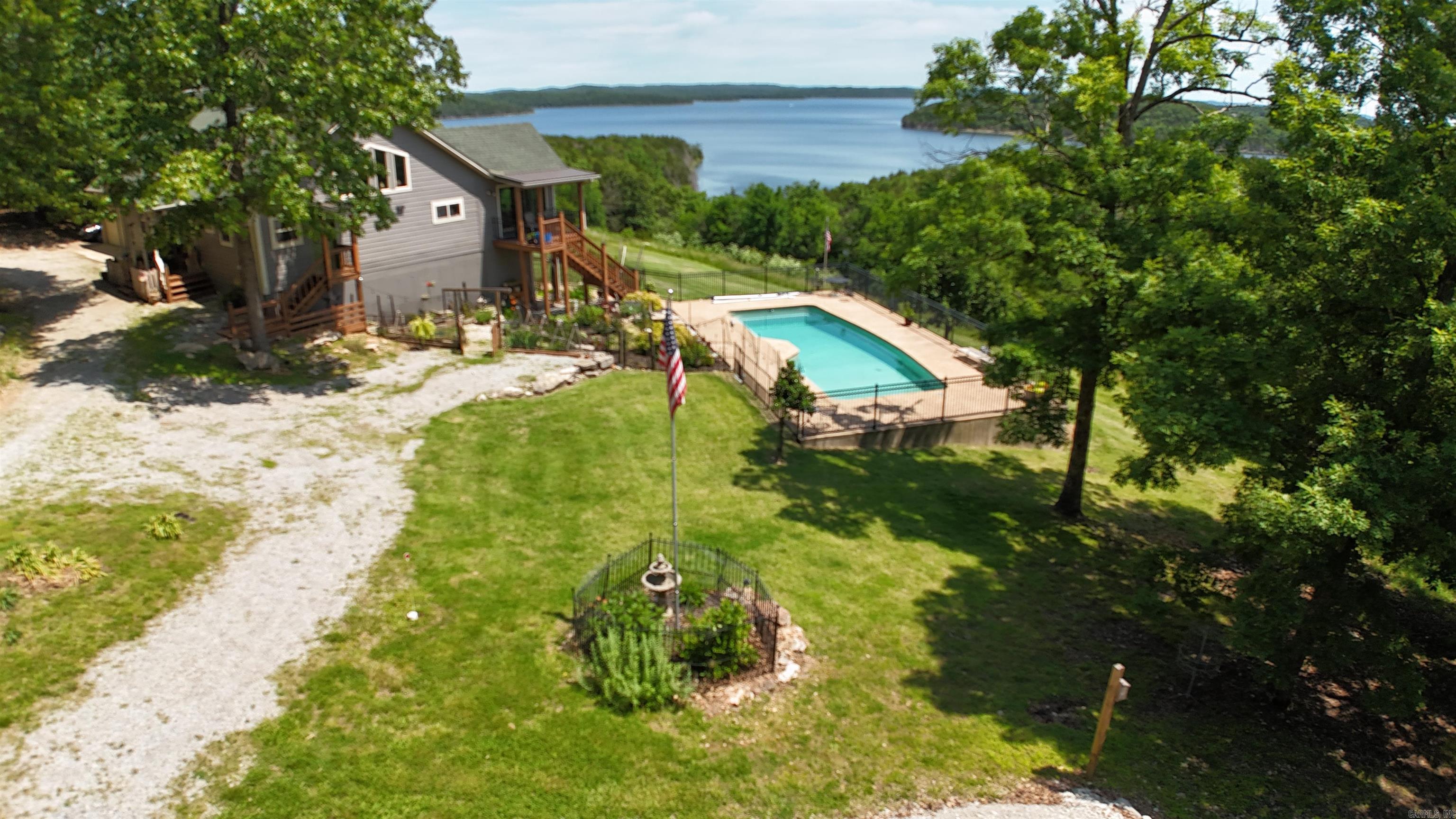WEBBS LANDING - Residential