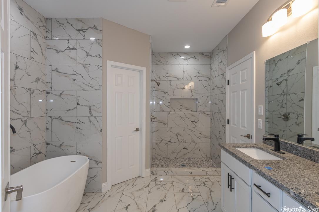 WESTWOOD HGTS - Residential