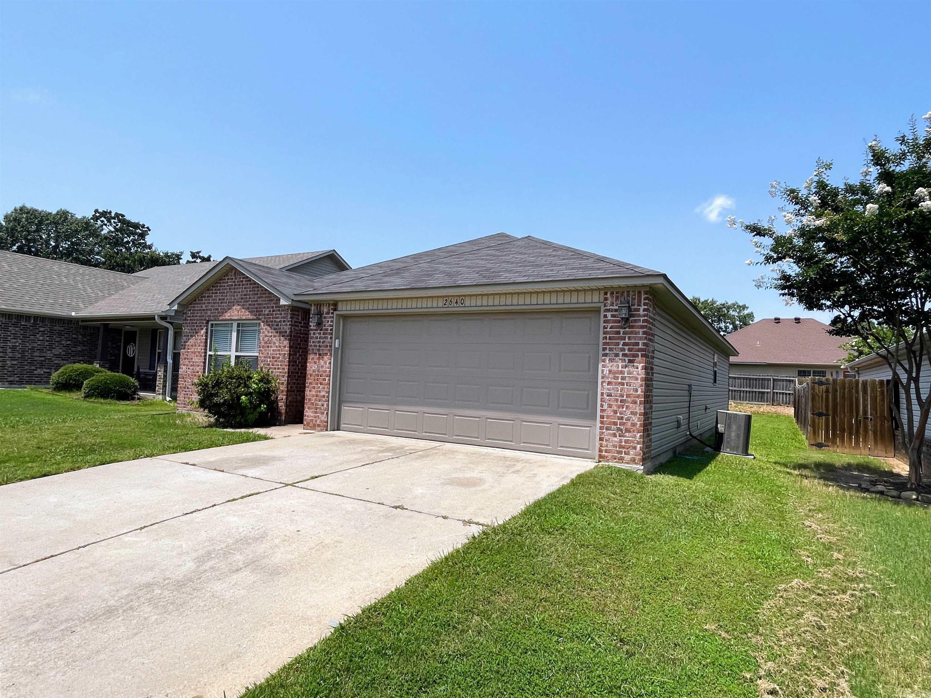 CHAPEL CREEK - Residential