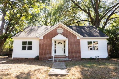 Photo of 1405 Phillips Street, Arkadelphia, AR 71923 (MLS # 26042534)