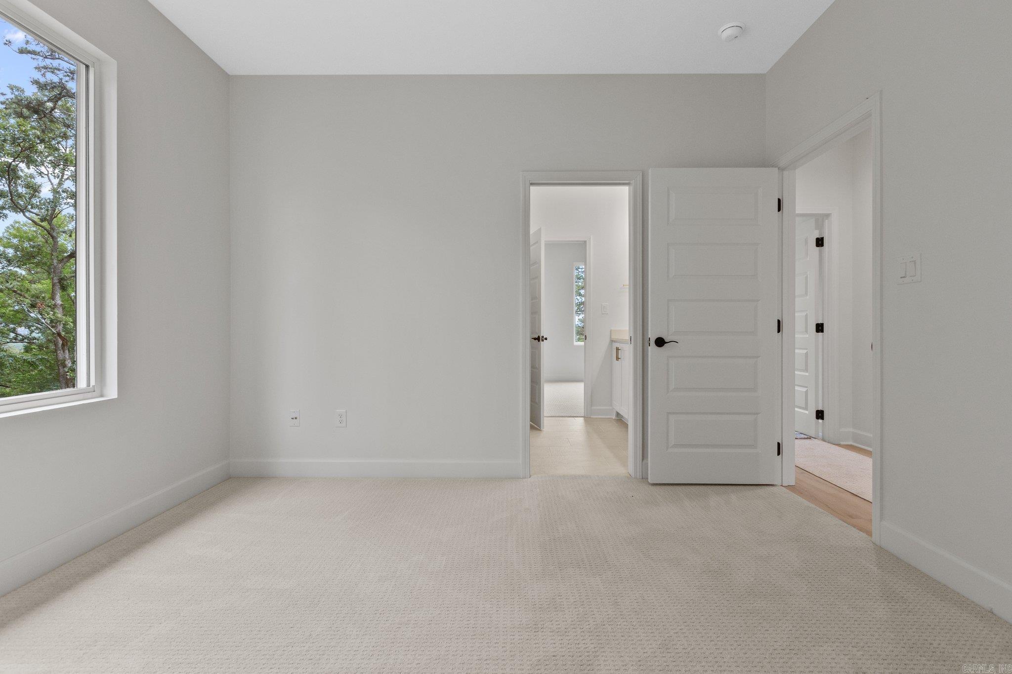 CHENAL VALLEY "ACCADIA COURT" - Residential