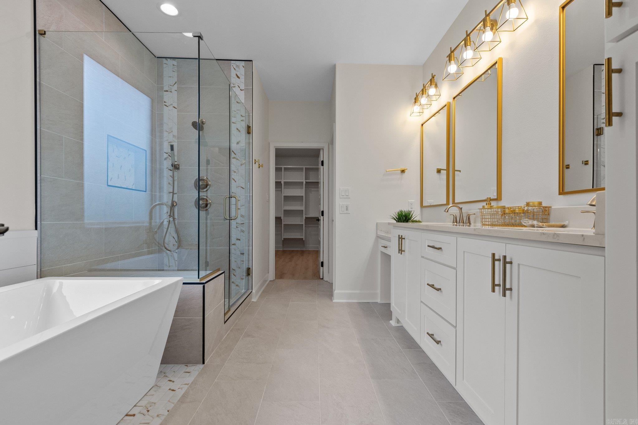 CHENAL VALLEY "ACCADIA COURT" - Residential