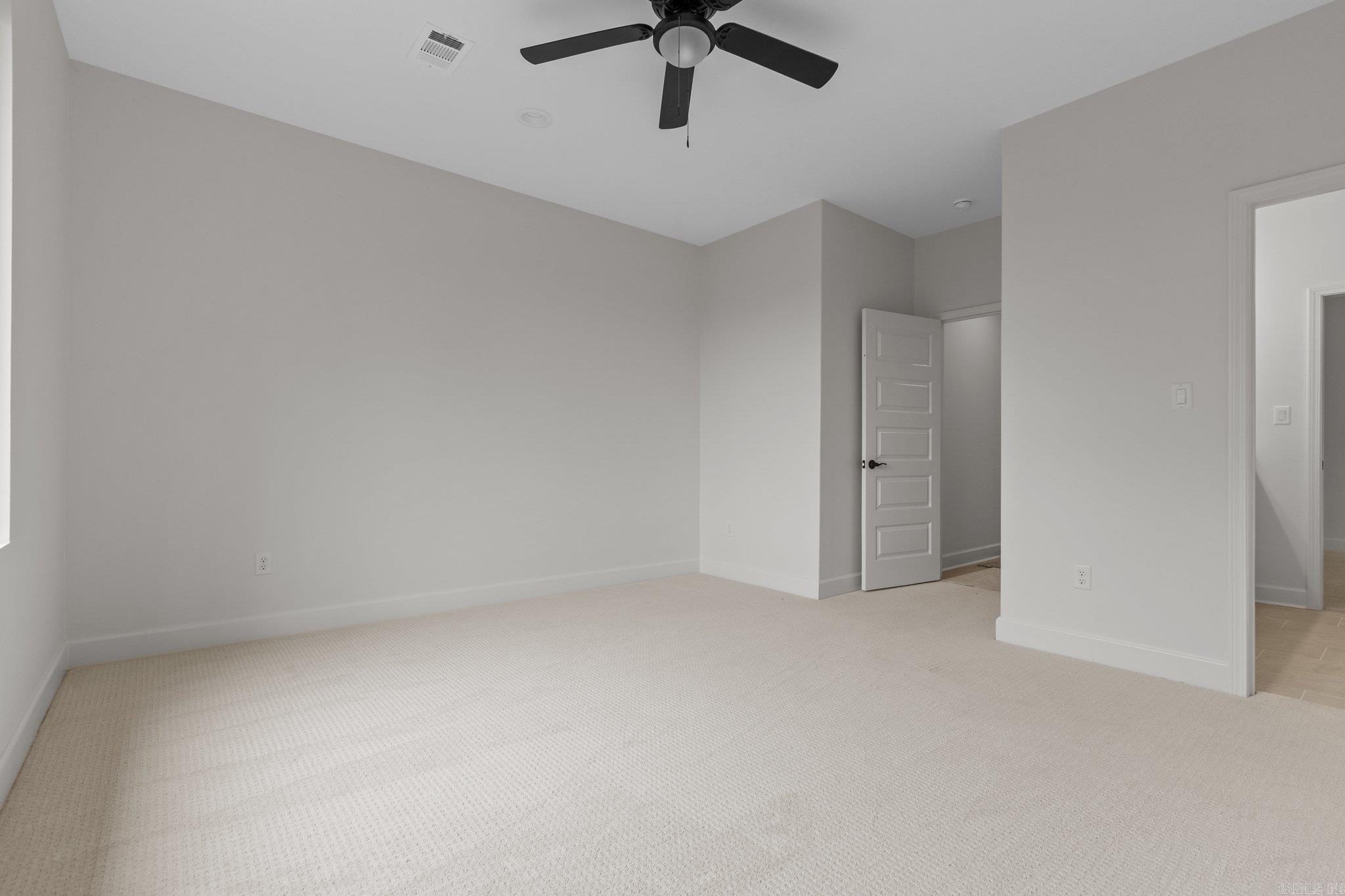 CHENAL VALLEY "ACCADIA COURT" - Residential