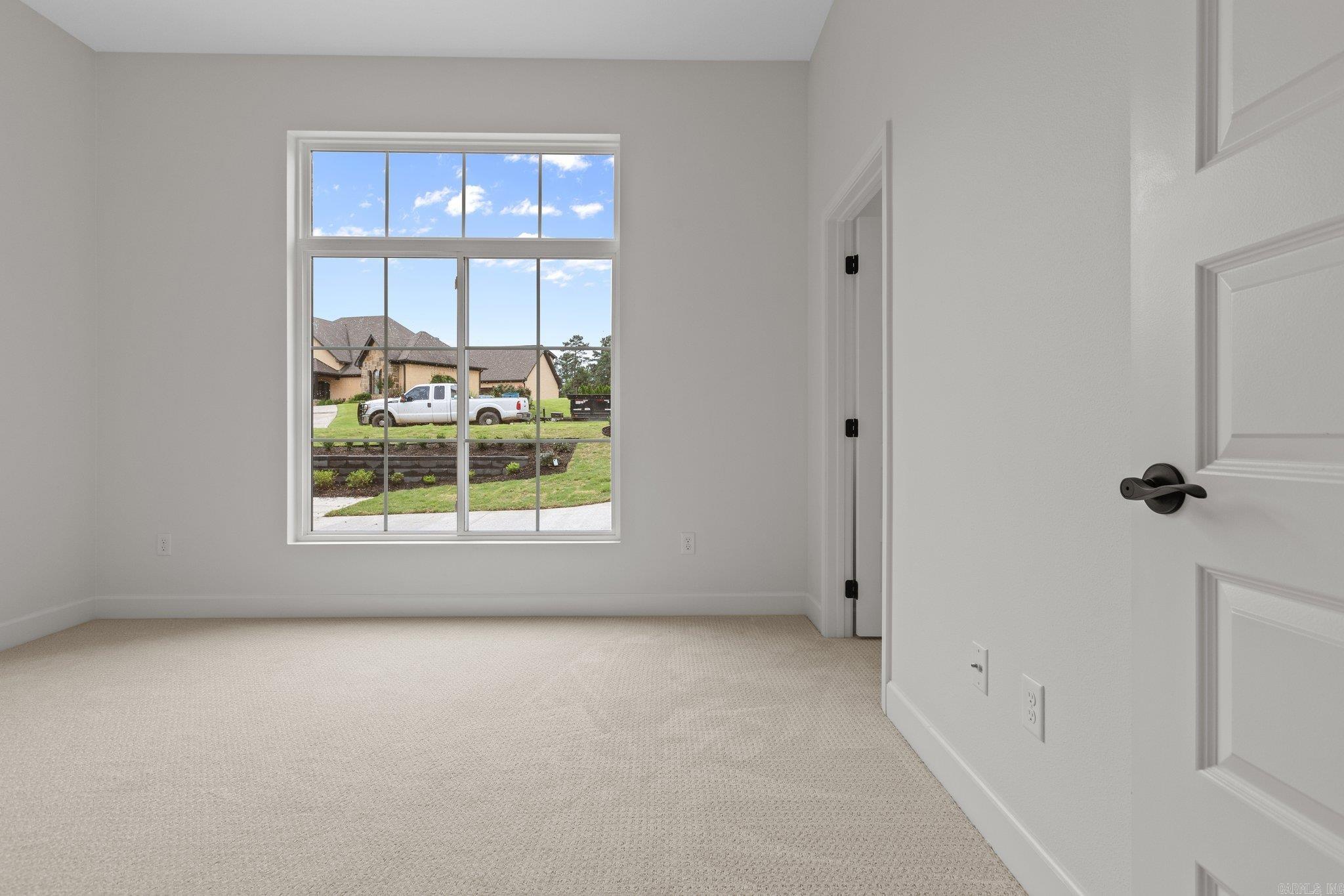 CHENAL VALLEY "ACCADIA COURT" - Residential