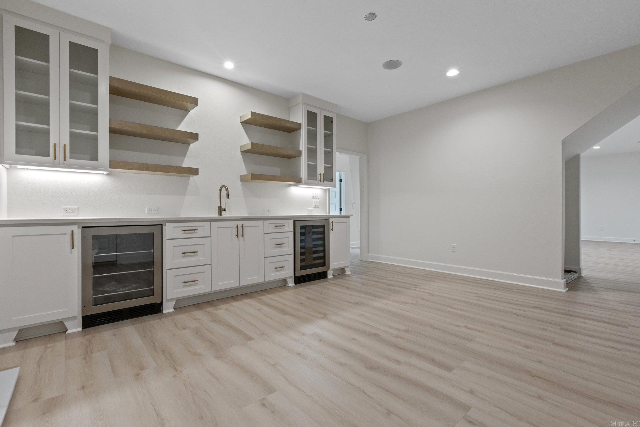 CHENAL VALLEY "ACCADIA COURT" - Residential