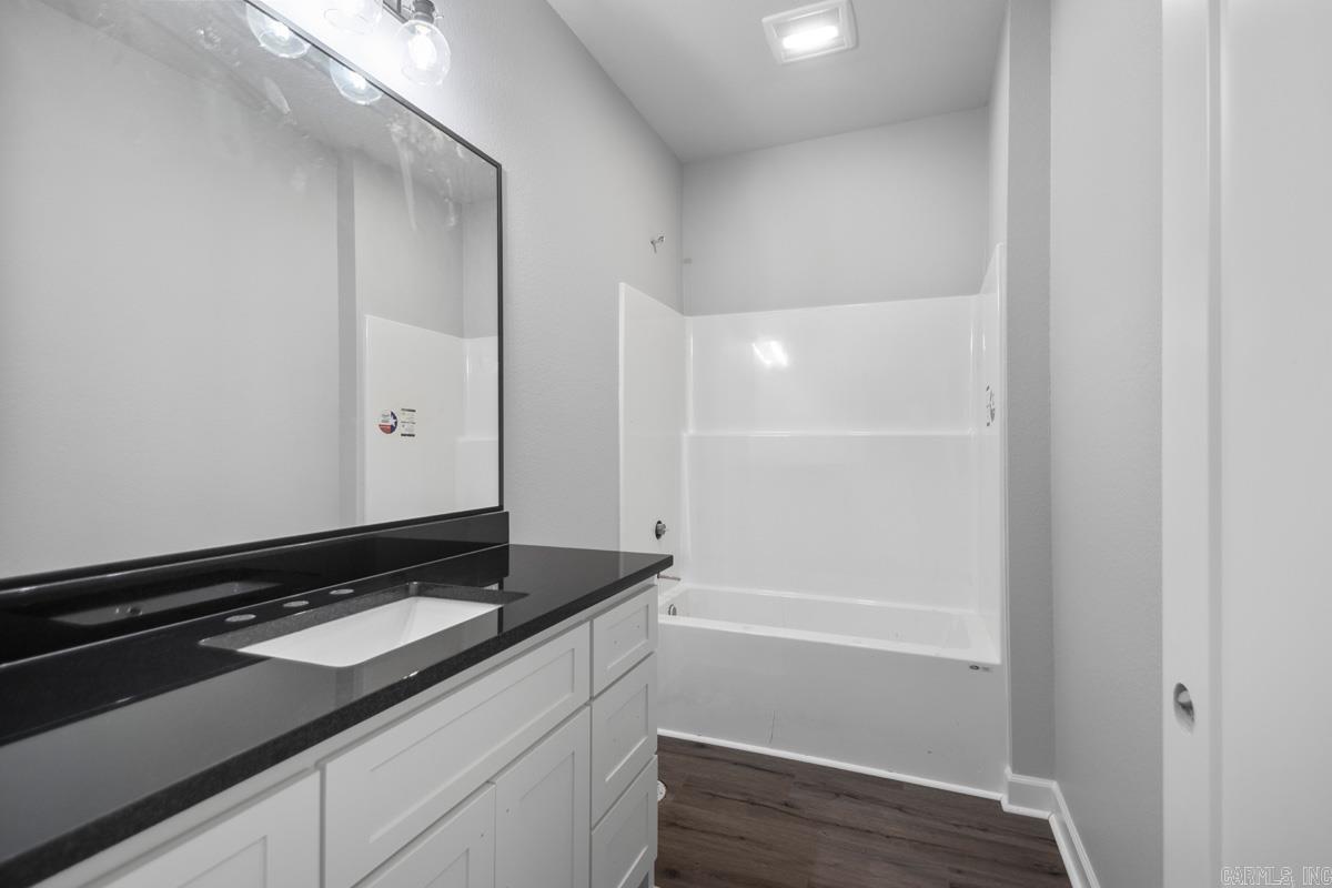 WINCHESTER ESTATES - Residential