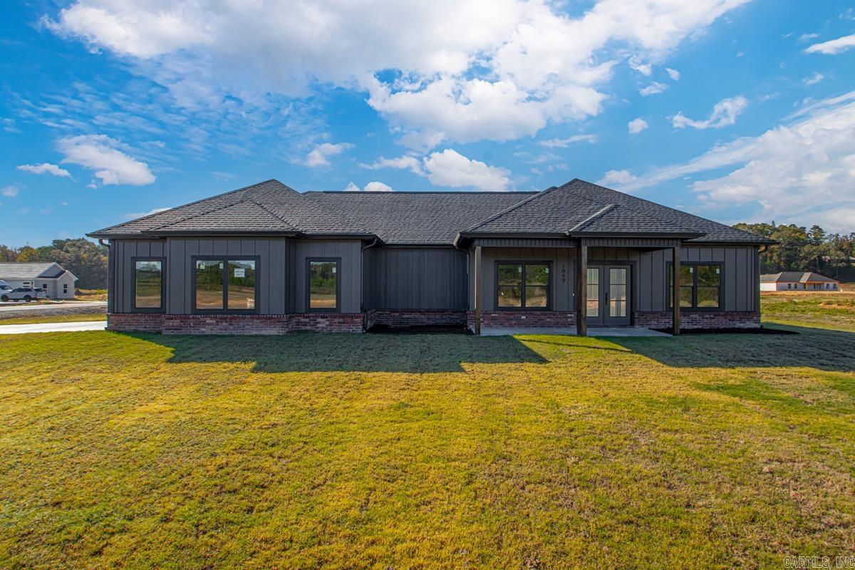 WINCHESTER ESTATES - Residential