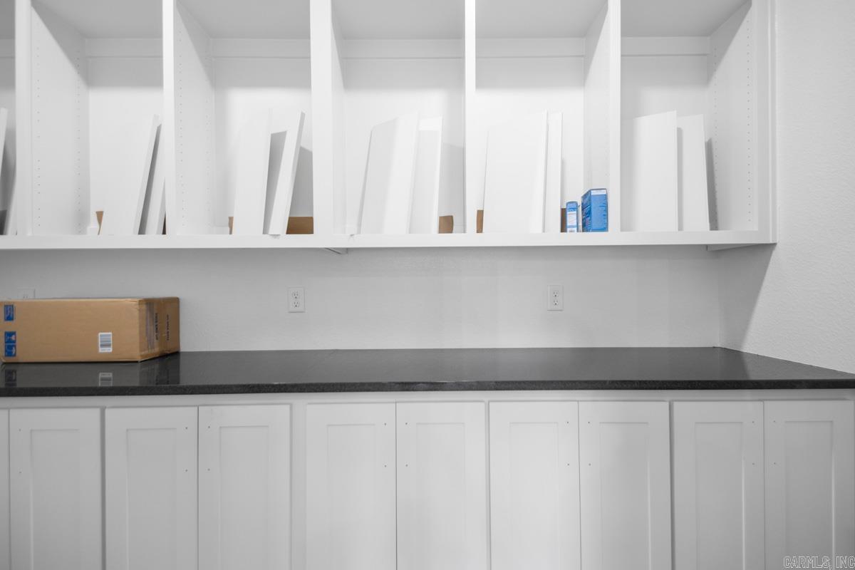 WINCHESTER ESTATES - Residential