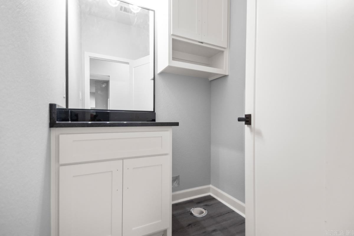 WINCHESTER ESTATES - Residential