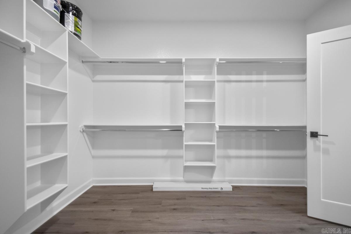 WINCHESTER ESTATES - Residential