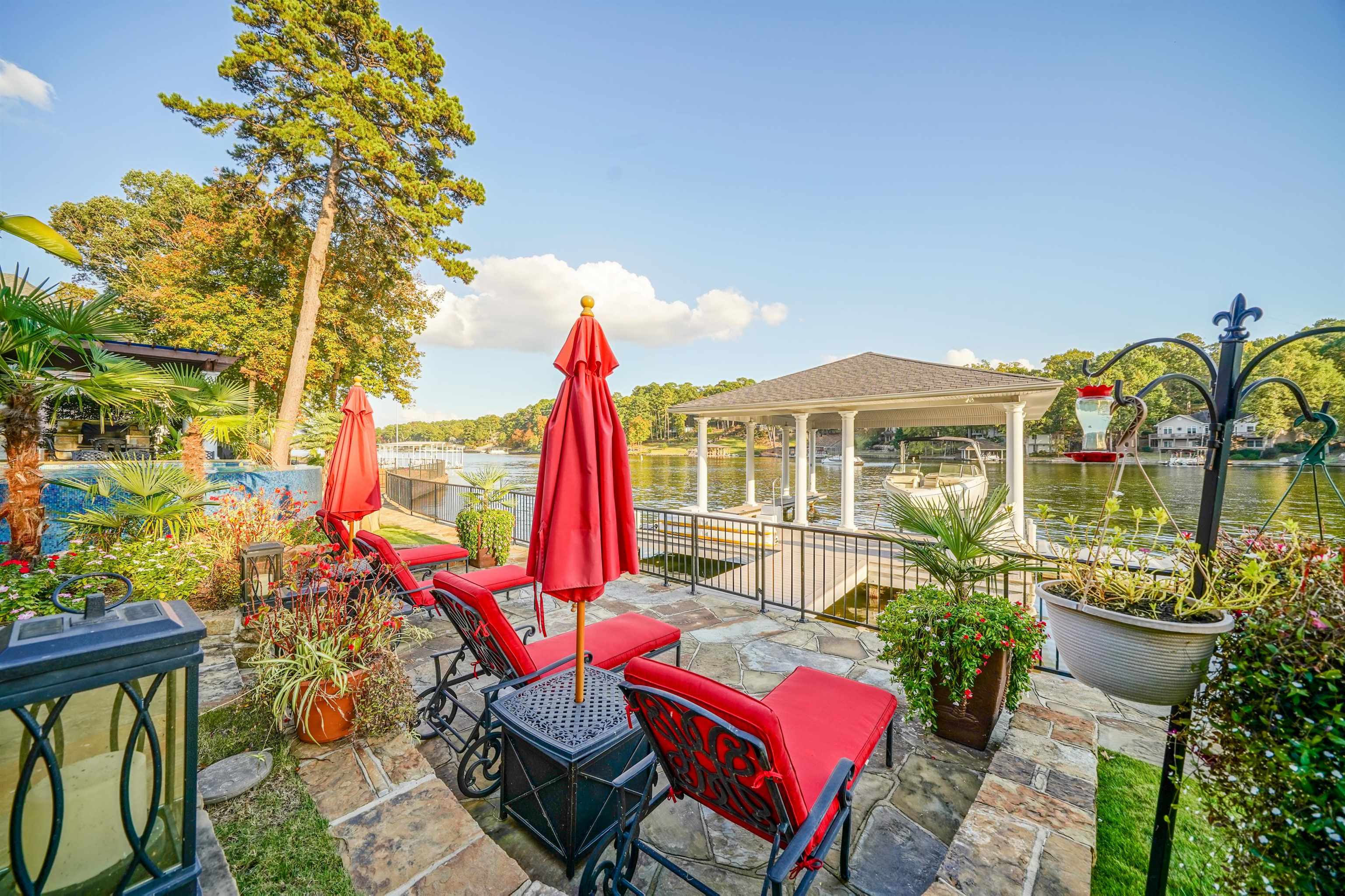 DRIFTWOOD POINT - Residential