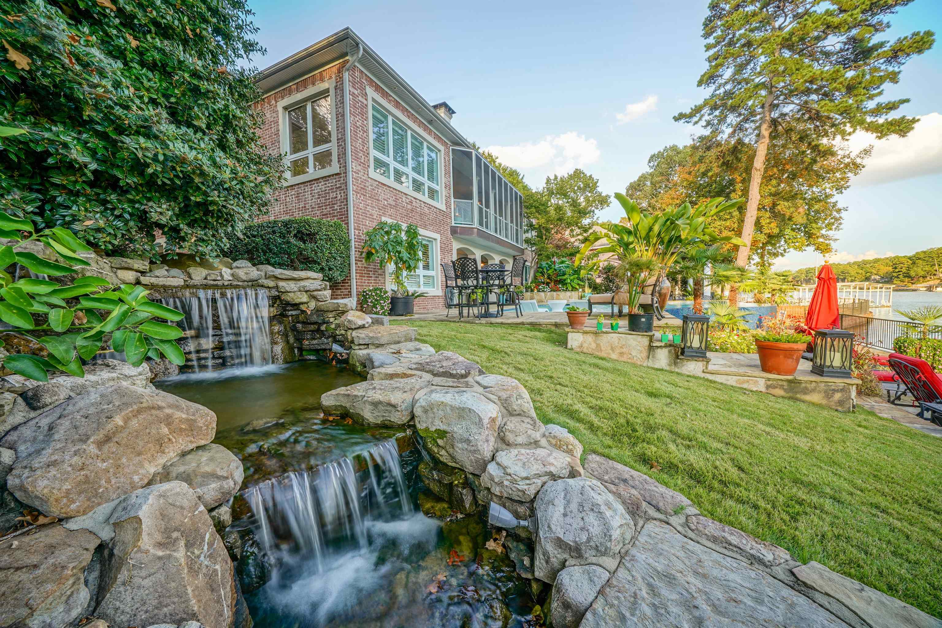 DRIFTWOOD POINT - Residential