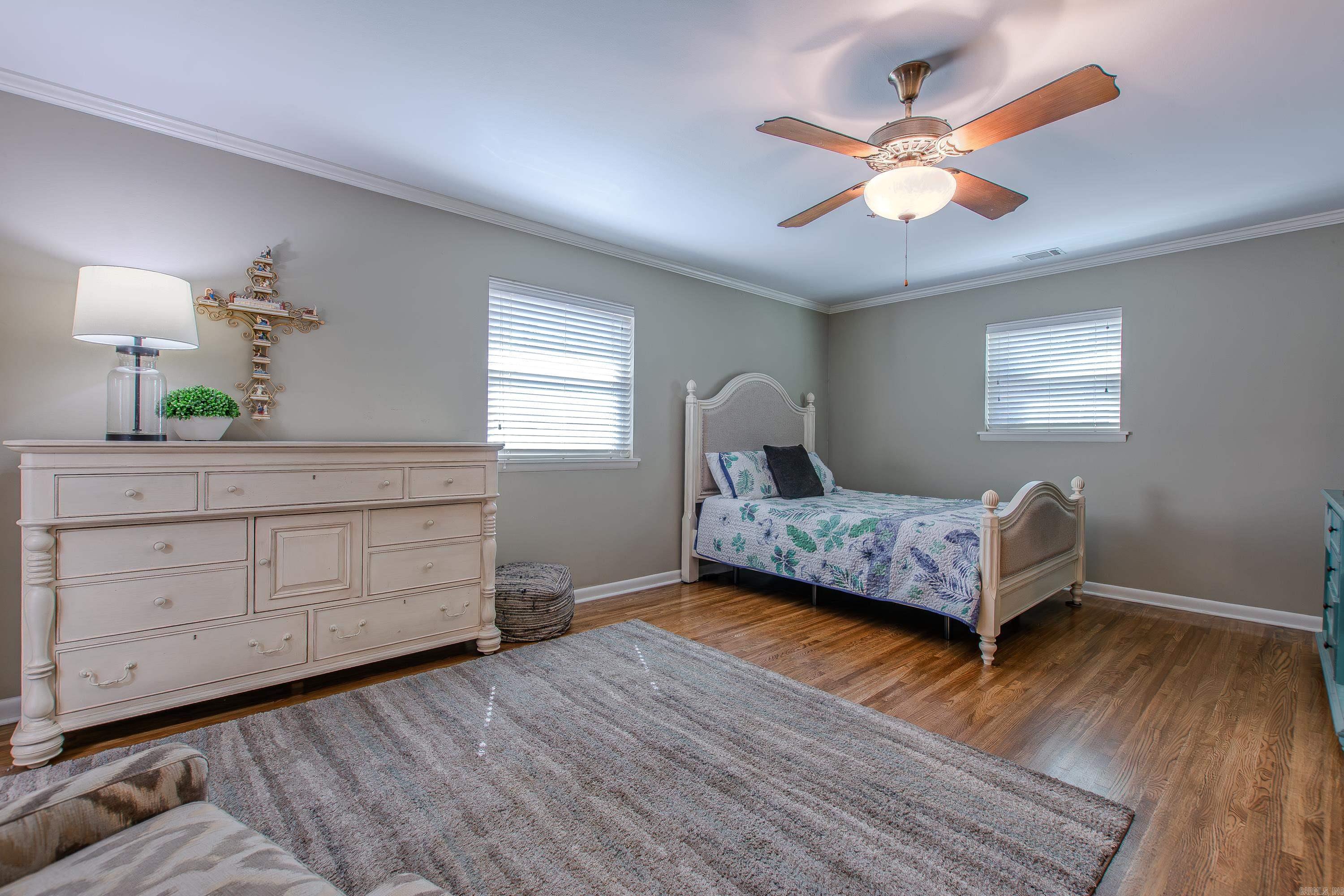 LEAWOOD HEIGHTS - Residential