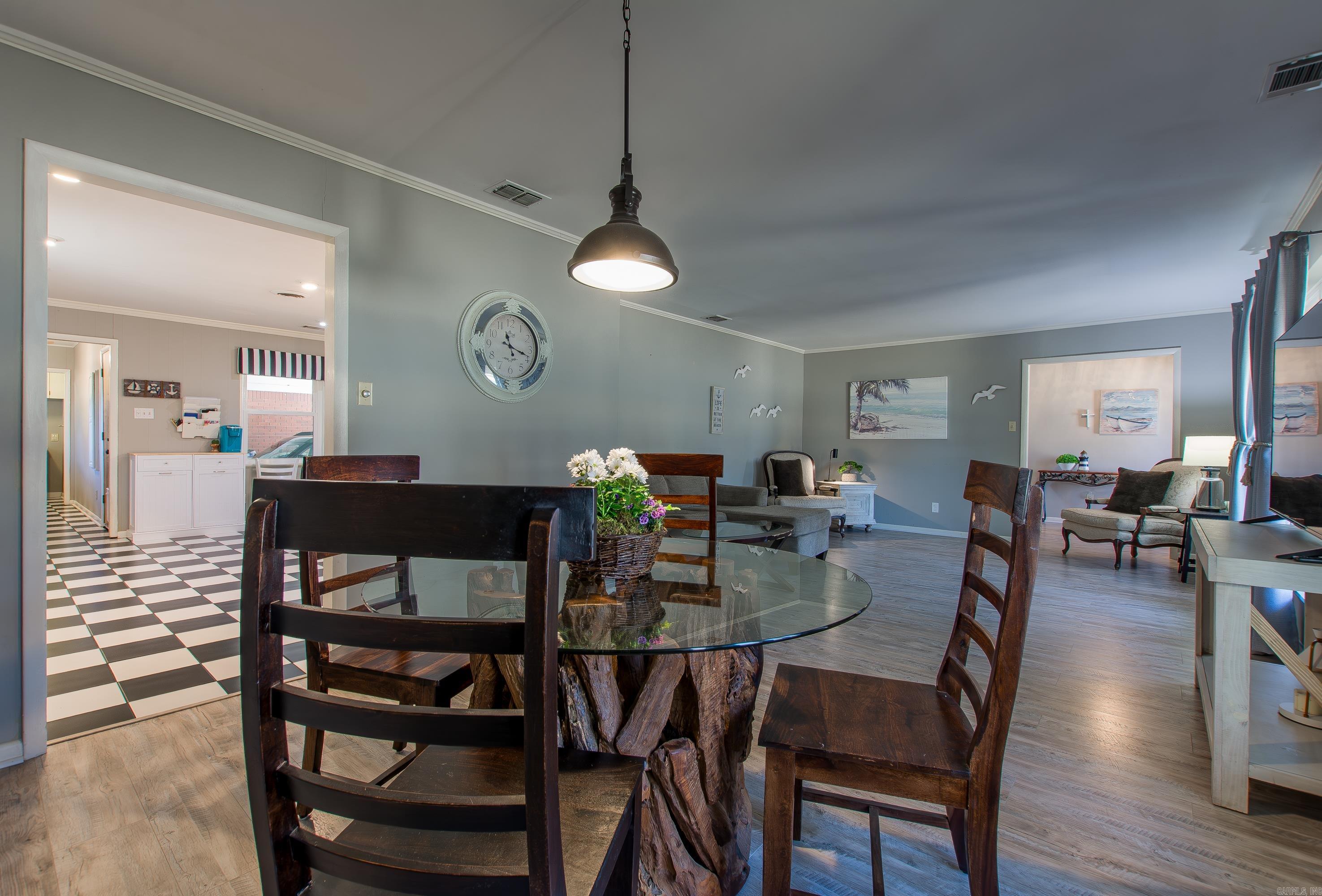 LEAWOOD HEIGHTS - Residential