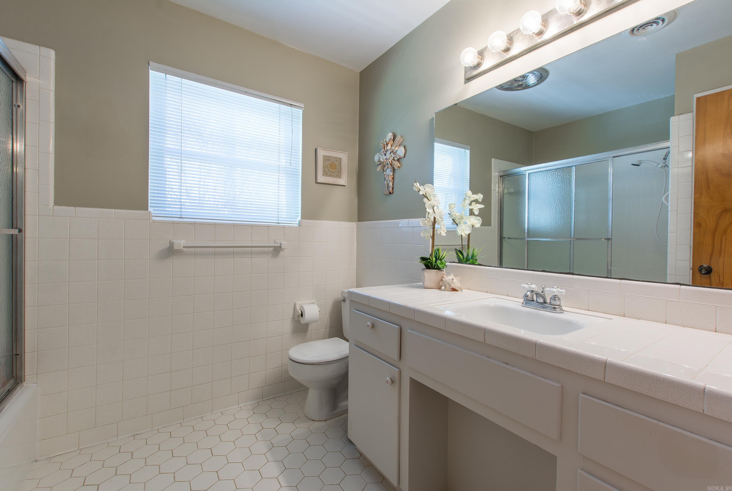 LEAWOOD HEIGHTS - Residential