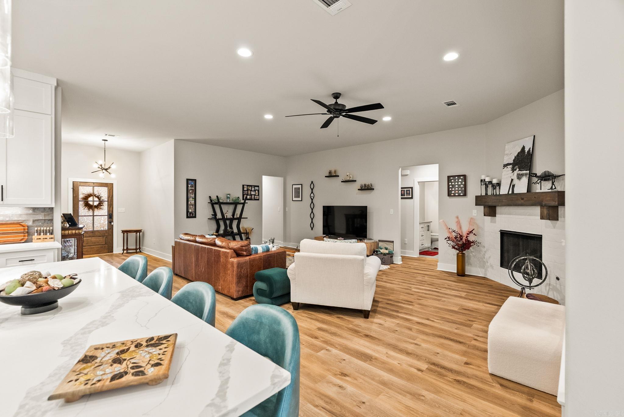 STONEBROOK - Residential