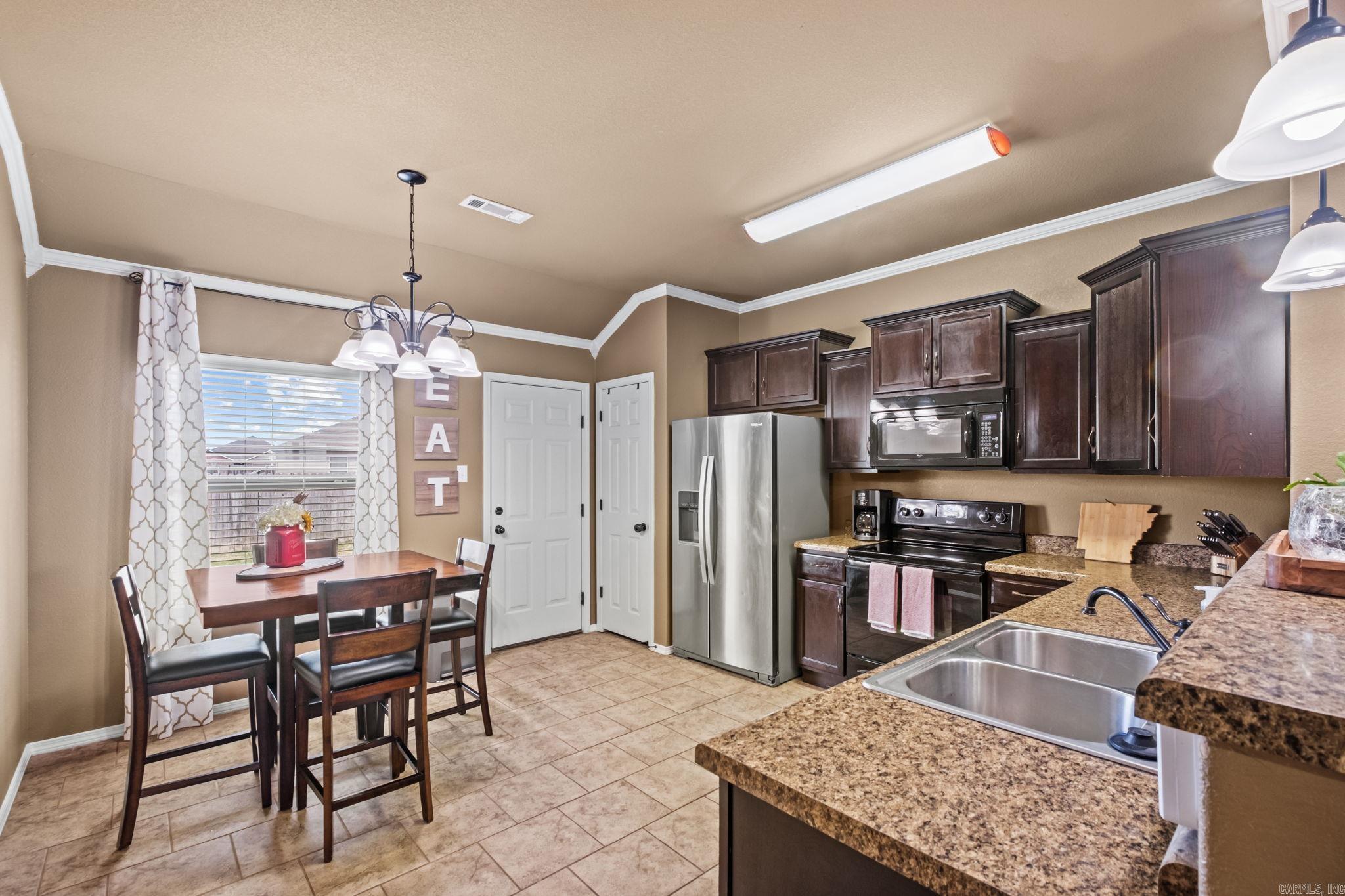 FAULKNER CROSSING - Residential