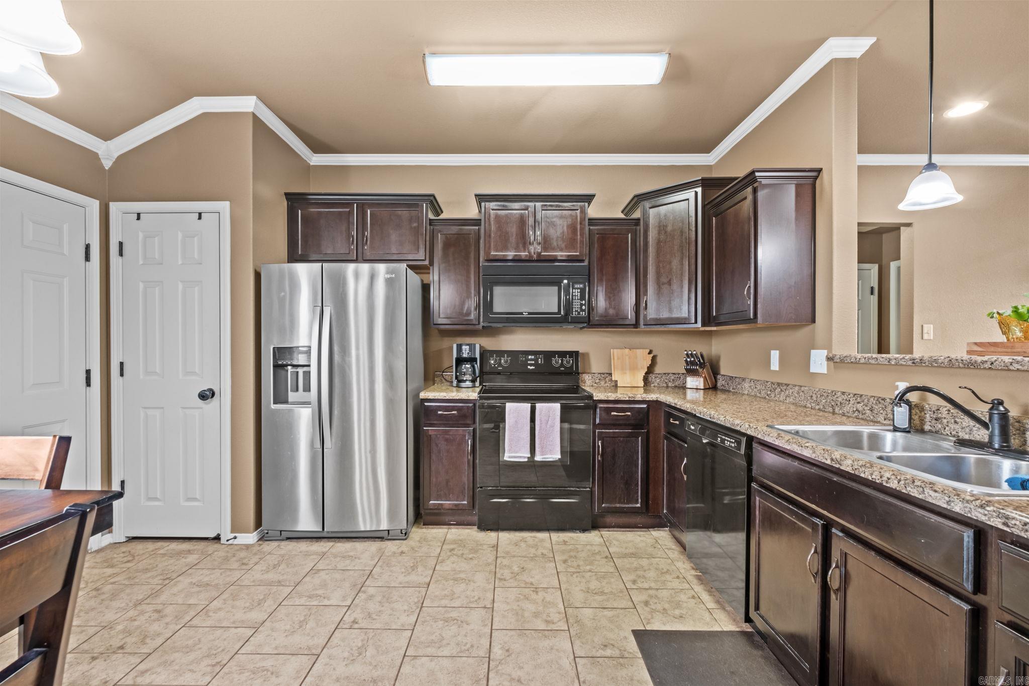 FAULKNER CROSSING - Residential