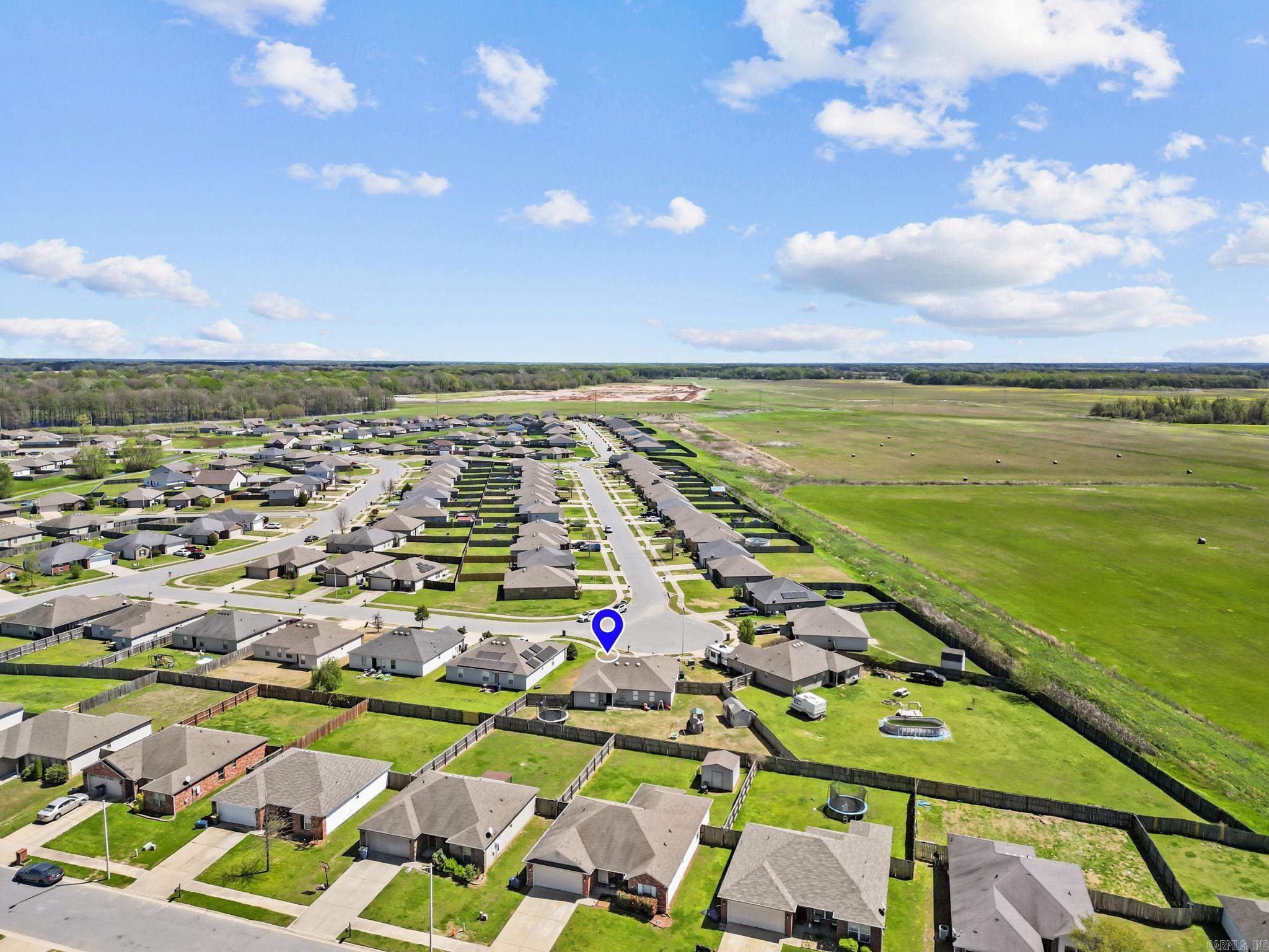 FAULKNER CROSSING - Residential